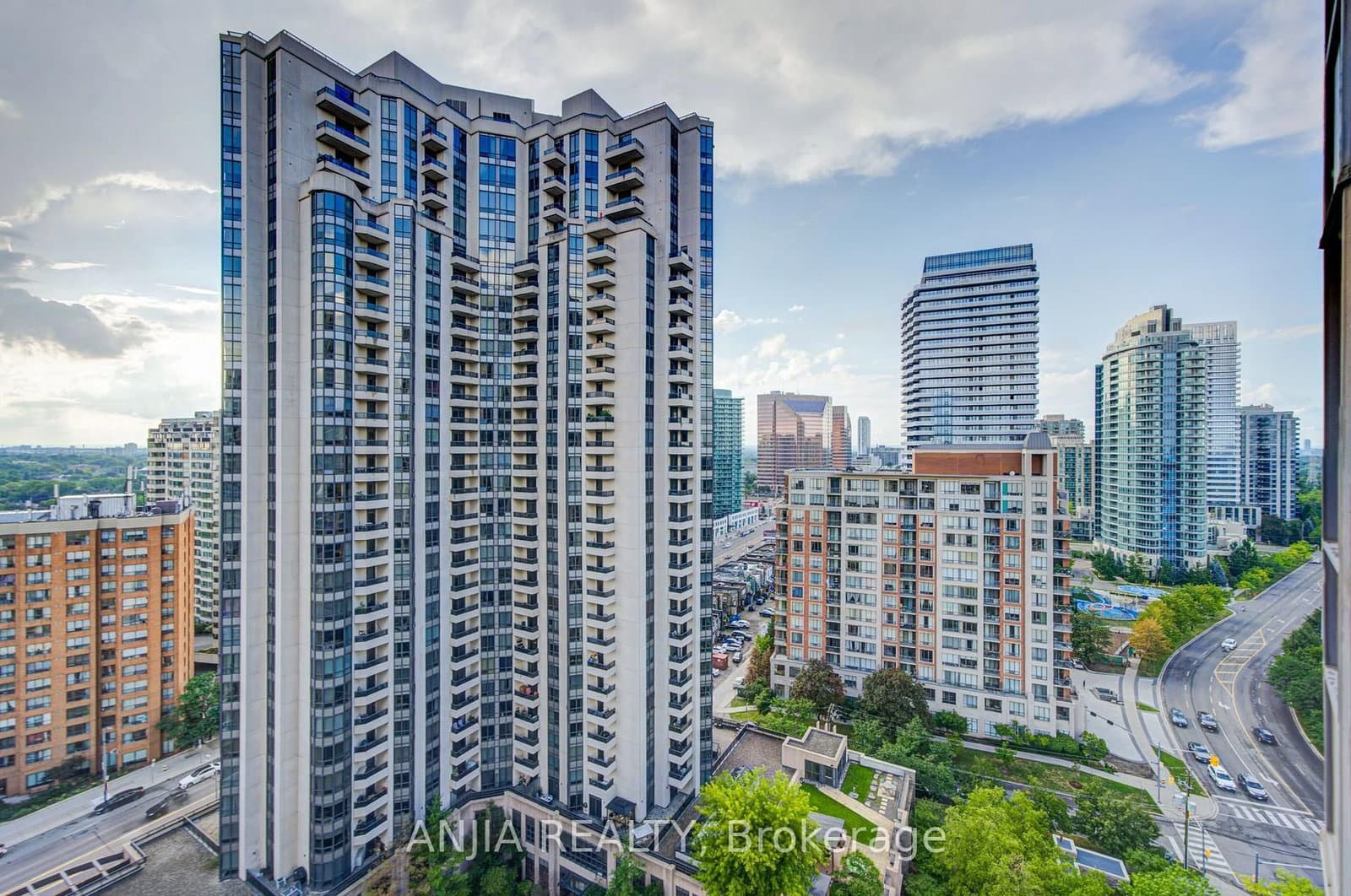 10 Northtown Way, Unit 1811 thumbnail 32
