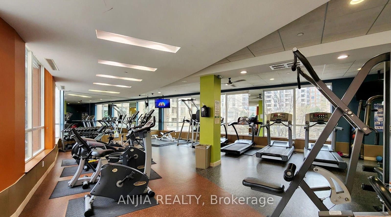 10 Northtown Way, Unit 1811 thumbnail 36