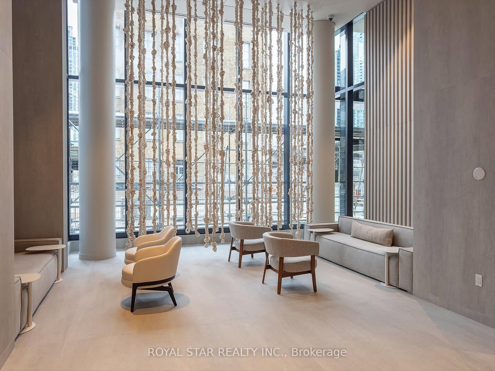 55 Cooper Street, Unit 4015 thumbnail 3
