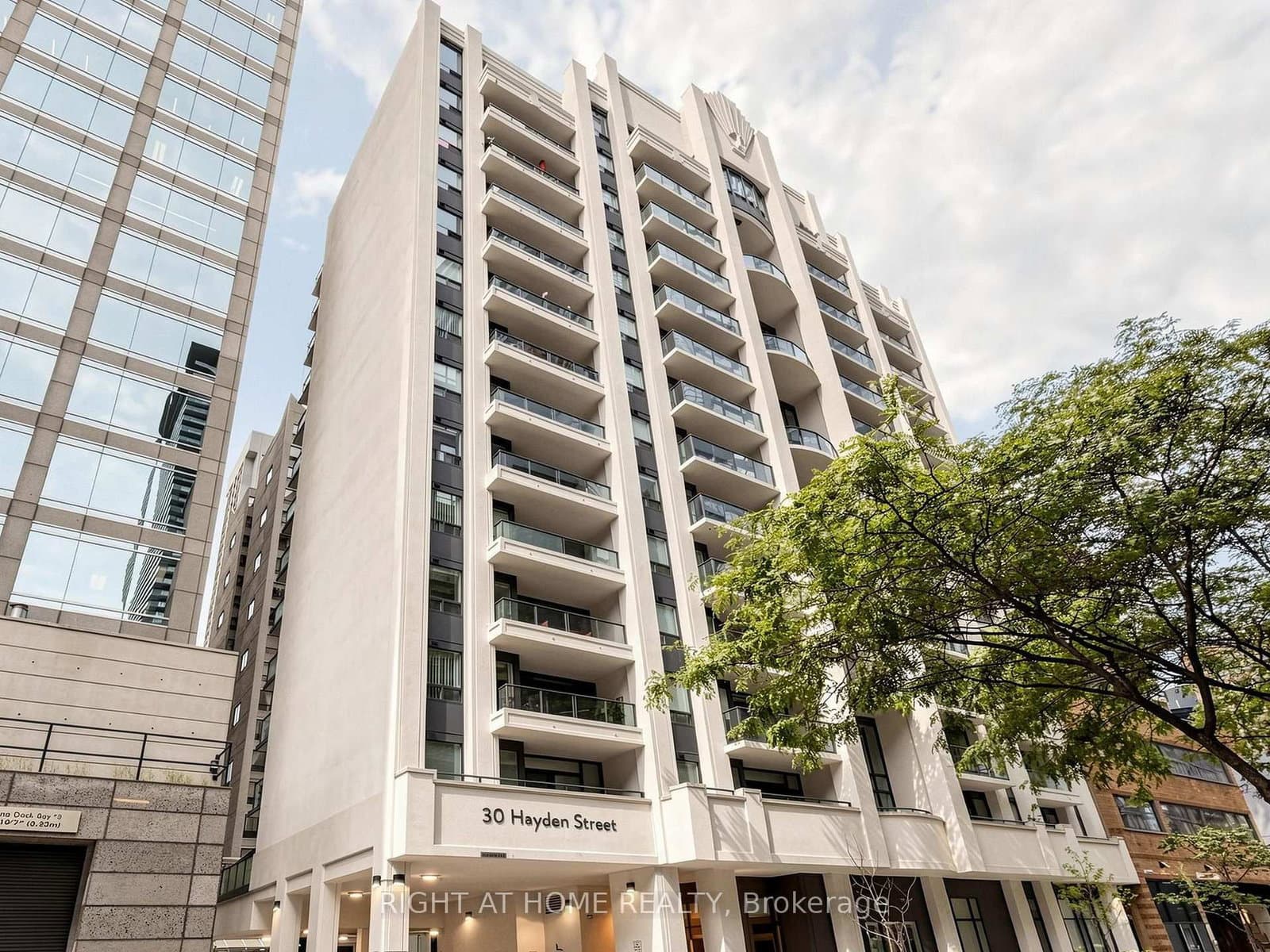 #404 - 30 Hayden Street