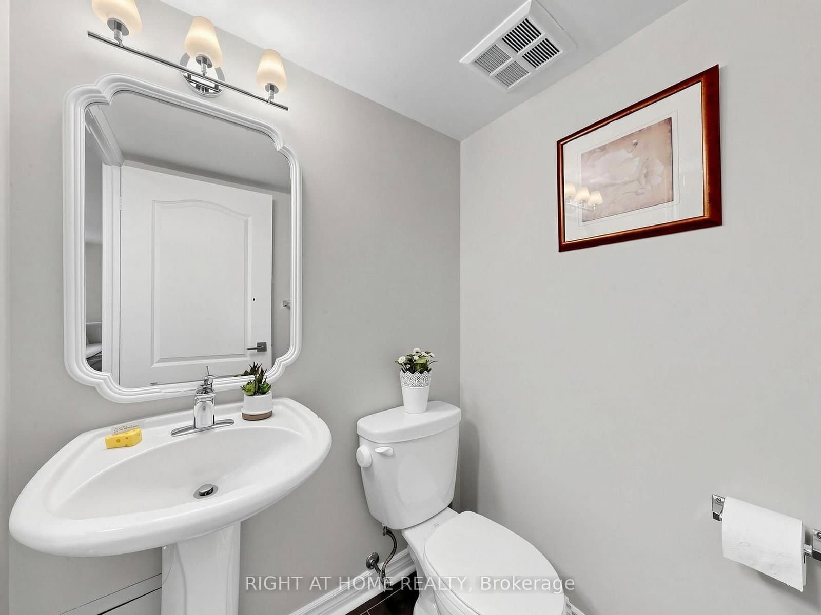 30 Hayden Street, Unit 404 thumbnail 16
