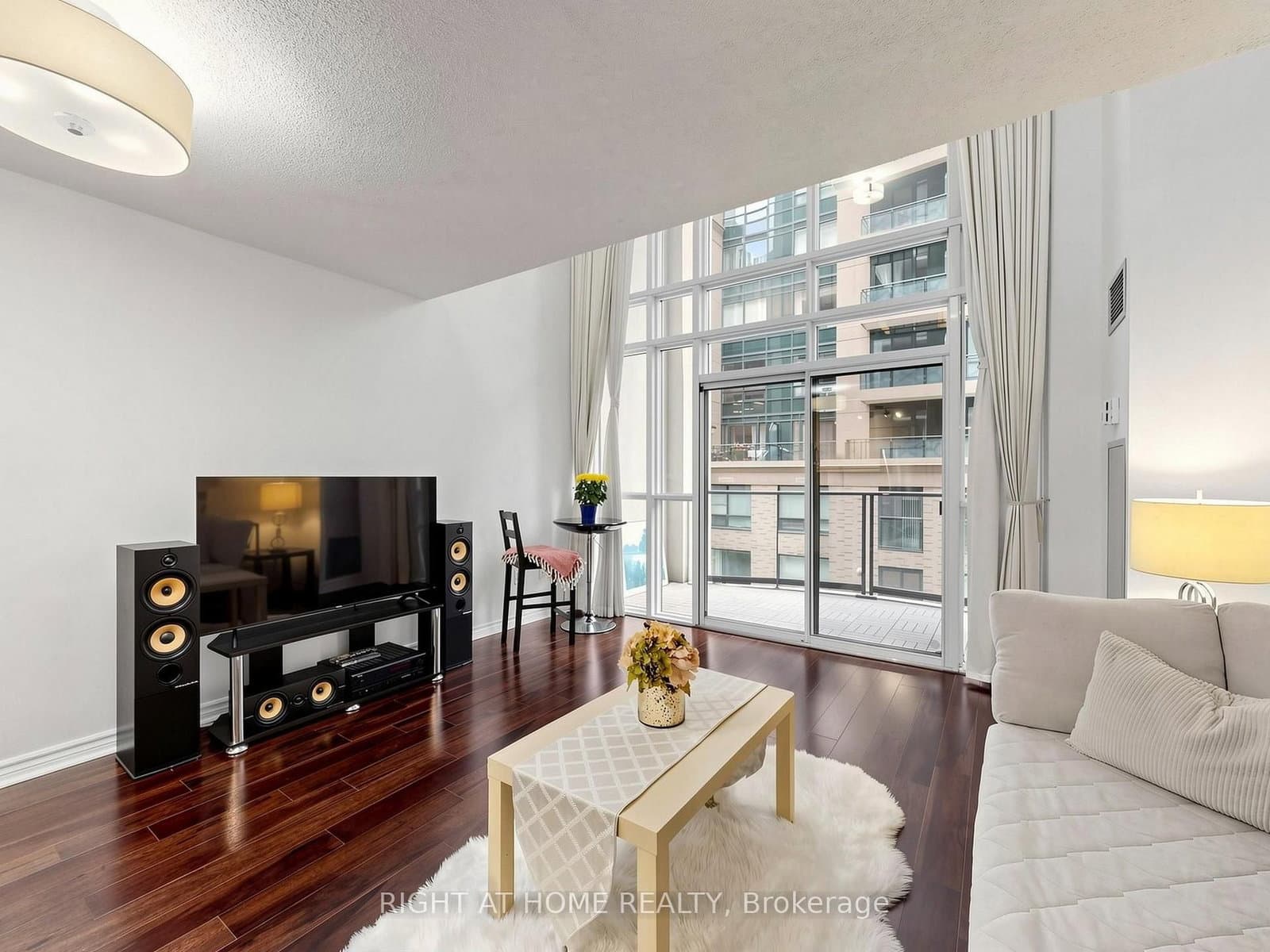 30 Hayden Street, Unit 404 thumbnail 7