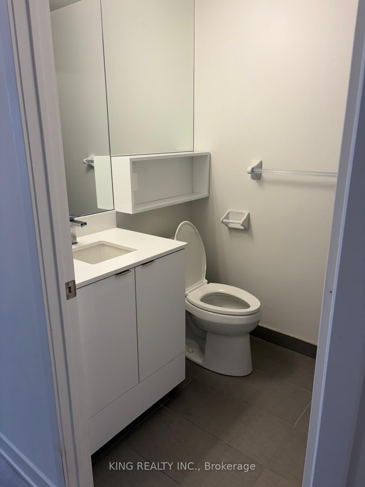 70 Princess Street, Unit 806 E thumbnail 12