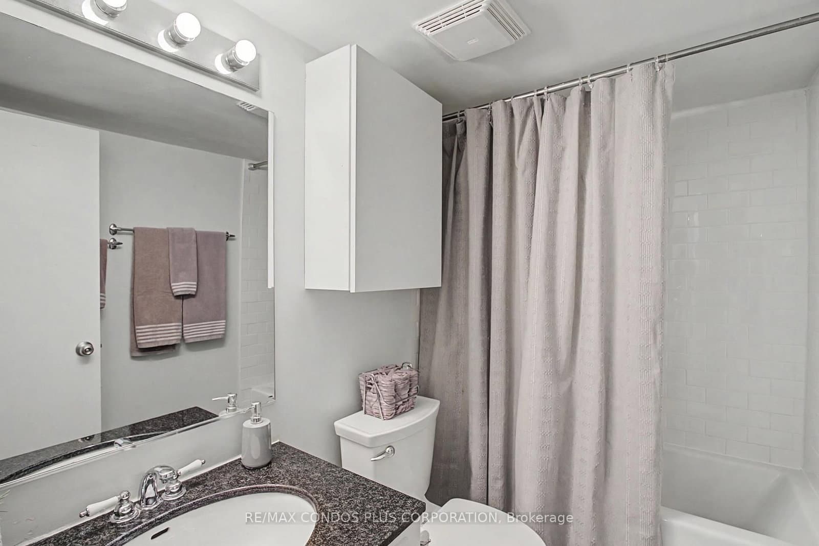 5949 Yonge Street, Unit 208 thumbnail 28