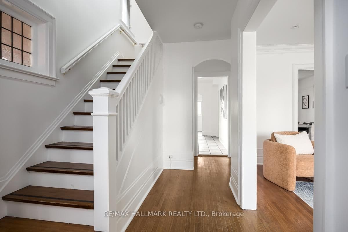 167 Welland Avenue thumbnail 12