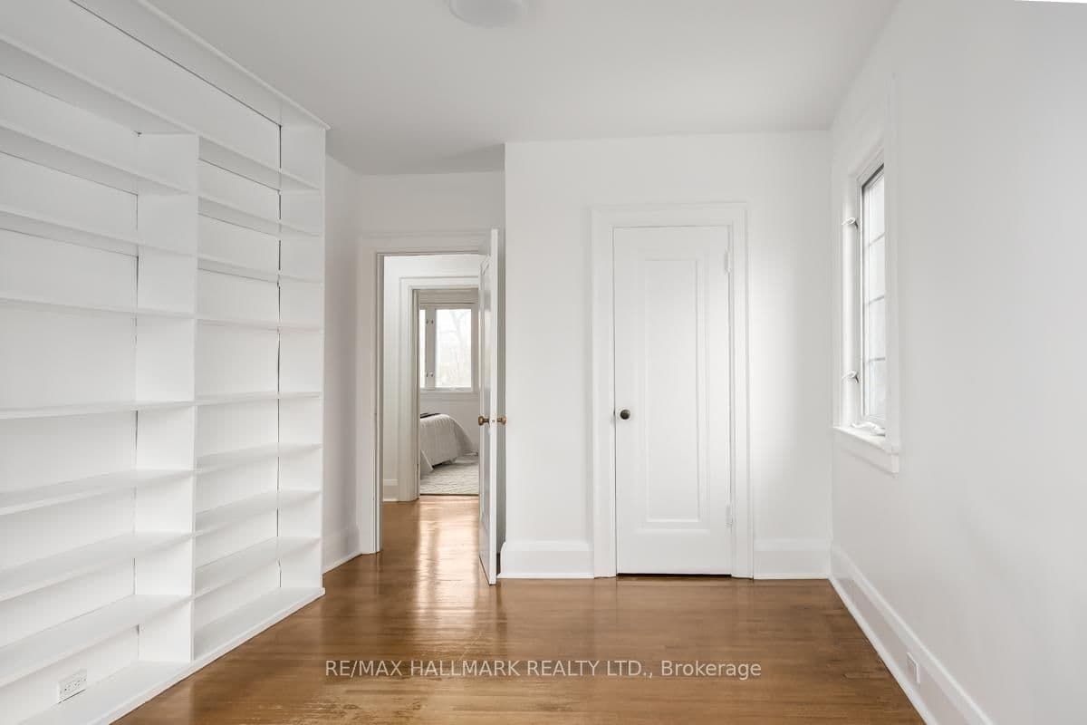 167 Welland Avenue thumbnail 16