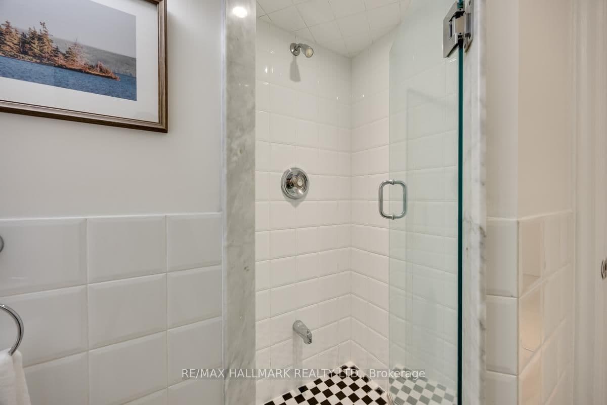 167 Welland Avenue thumbnail 27