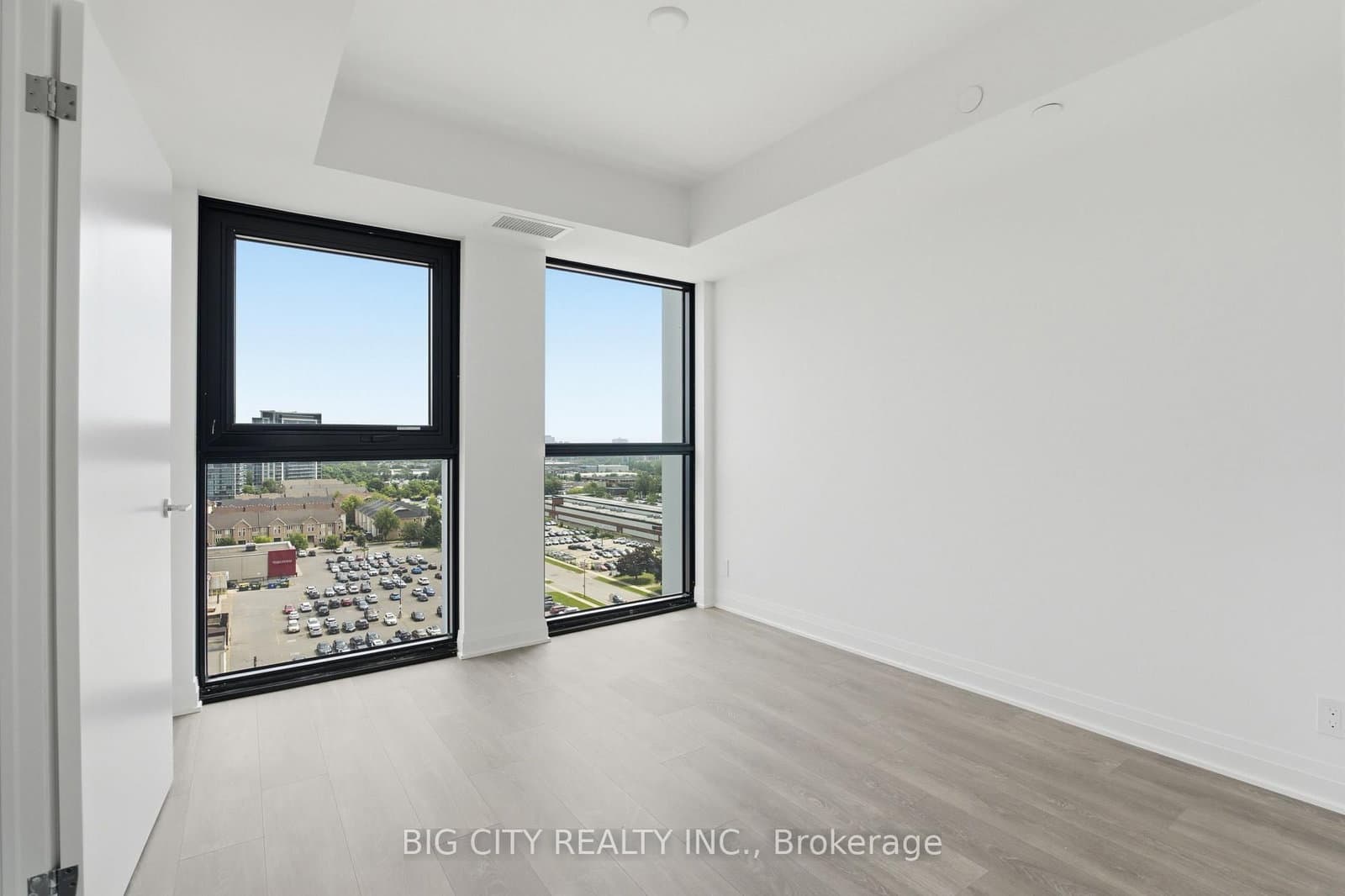 25 Frederick Todd Way, Unit 1109 thumbnail 10