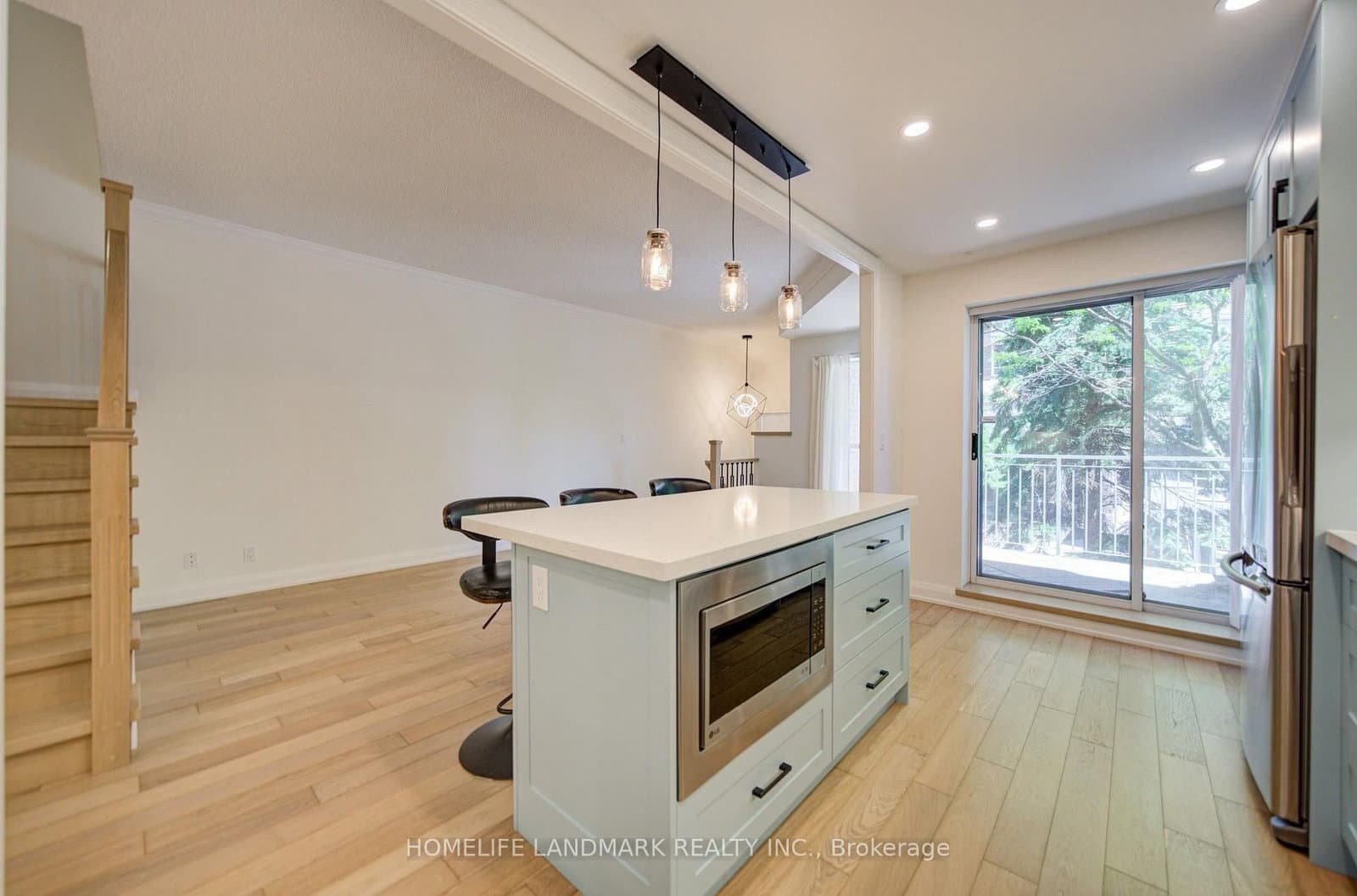 5418 Yonge Street, Unit 106 thumbnail 11