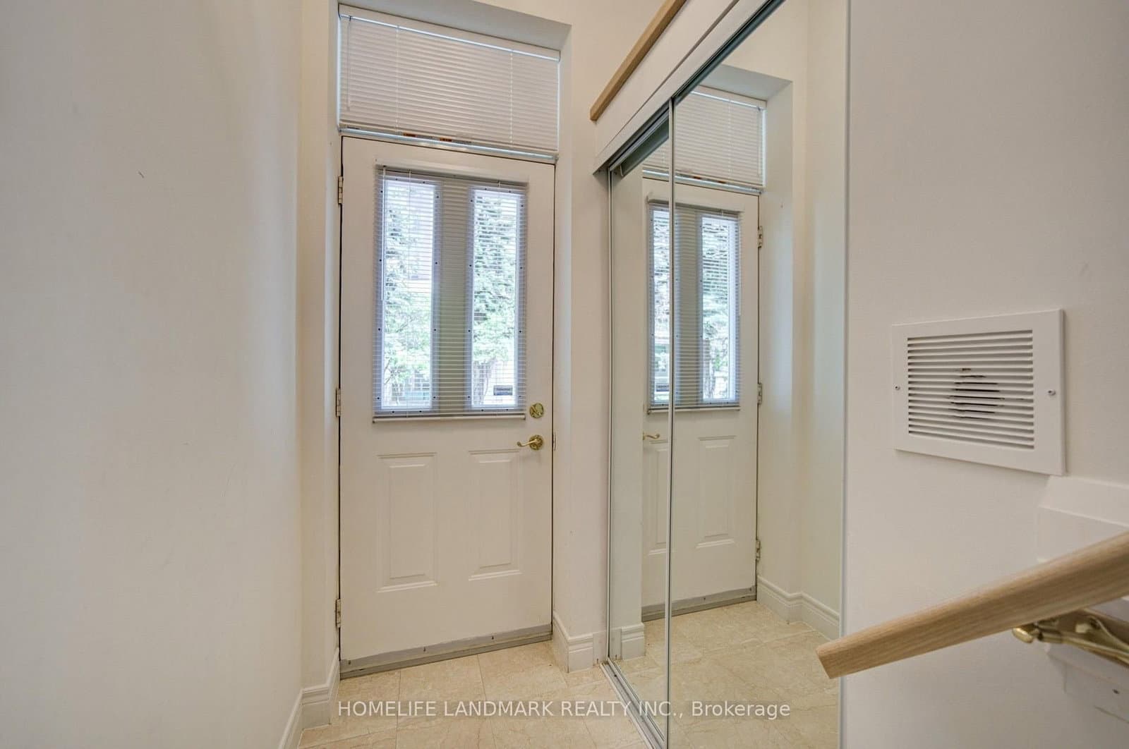 5418 Yonge Street, Unit 106 thumbnail 5