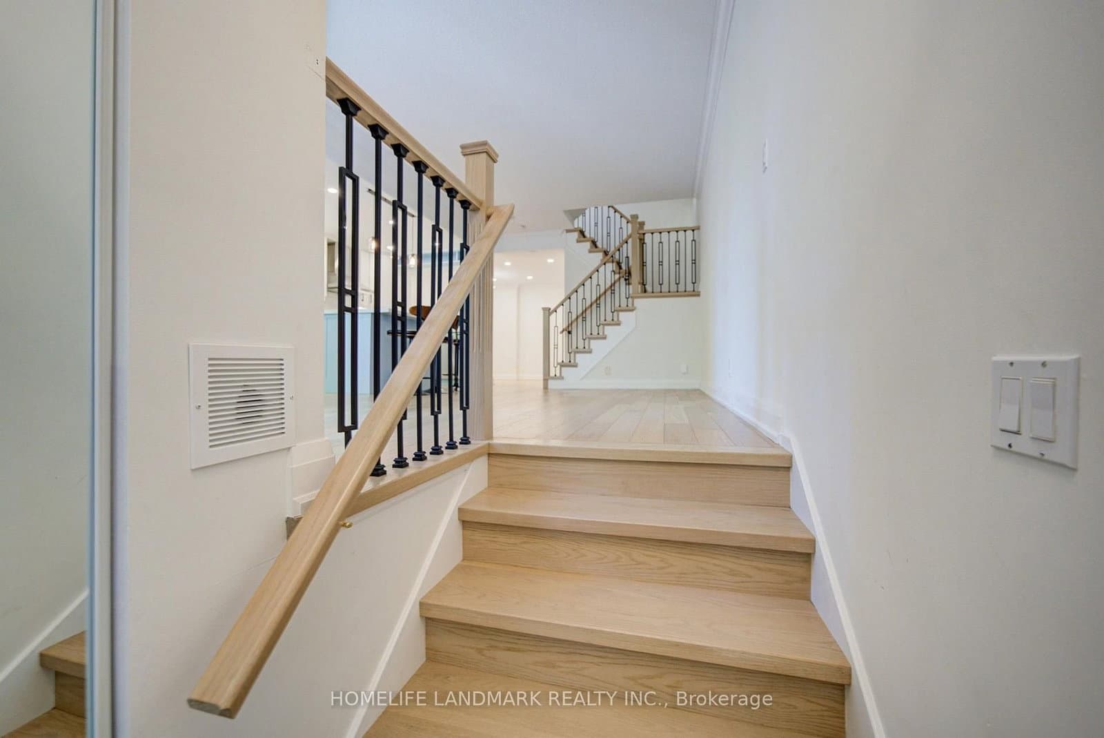 5418 Yonge Street, Unit 106 thumbnail 6