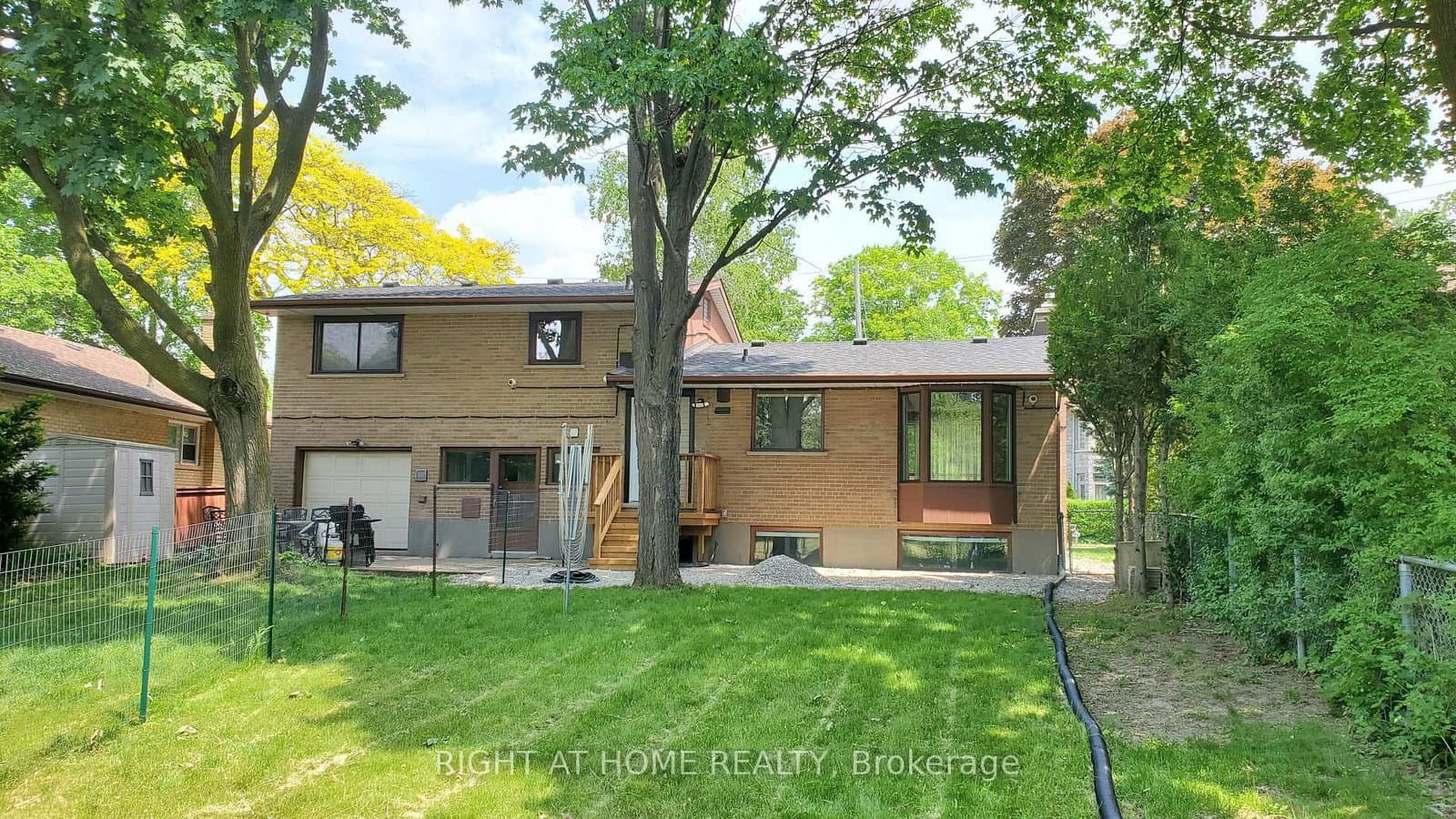 169 Yorkview Drive, Unit 1 thumbnail 31