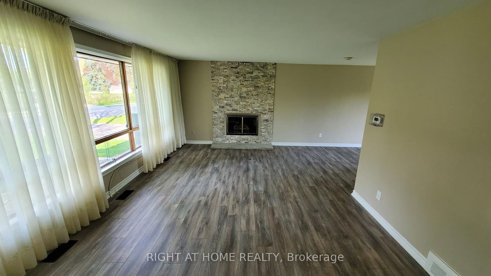 169 Yorkview Drive, Unit 1 thumbnail 5