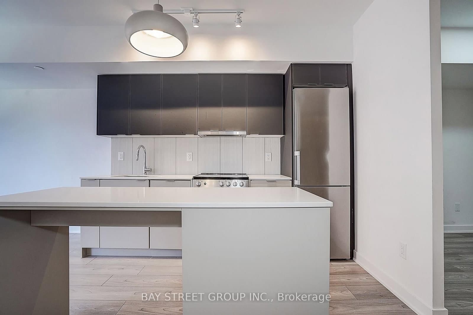 8 Tippet Road, Unit 431 thumbnail 7