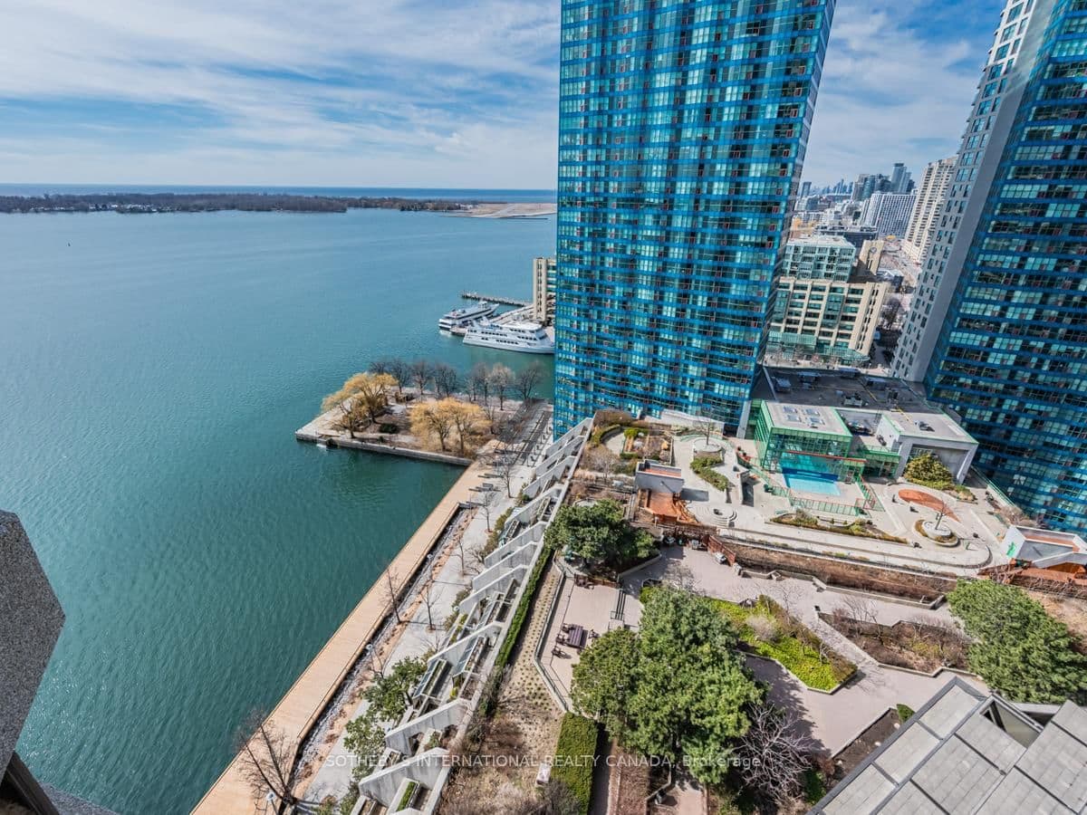 65 Harbour Square, Unit 2204 thumbnail 27