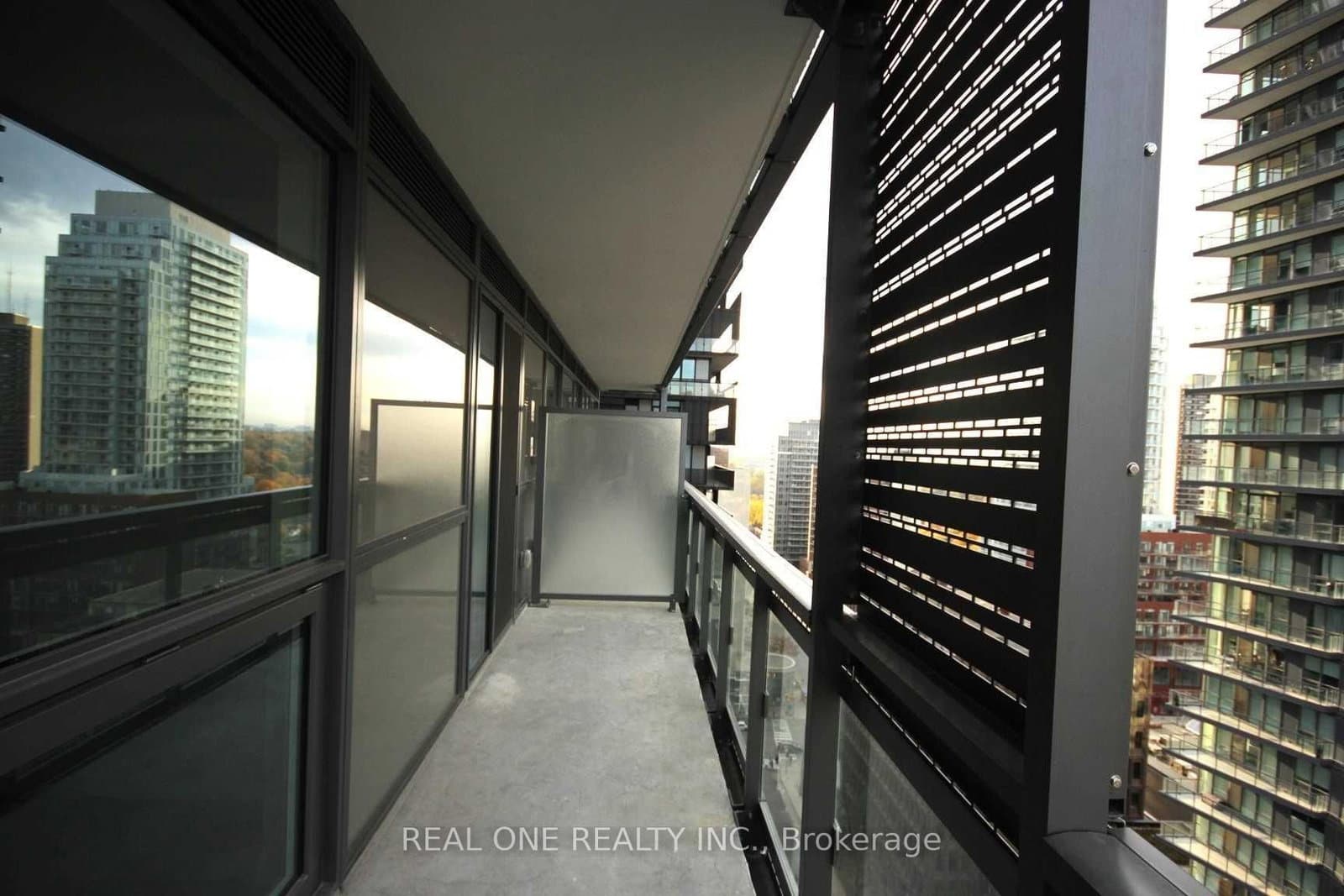 39 Roehampton Avenue, Unit 1709 thumbnail 20