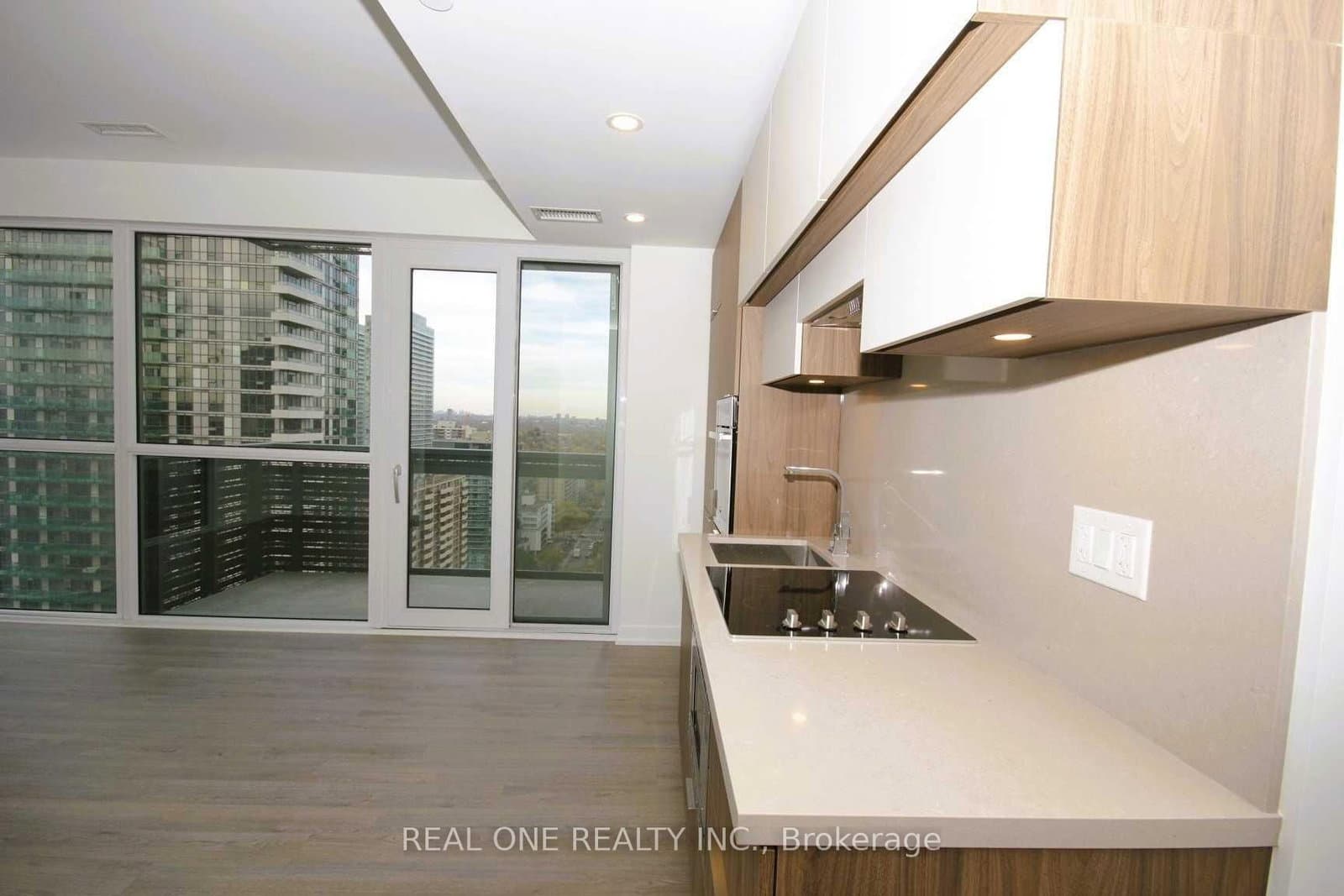 39 Roehampton Avenue, Unit 1709 thumbnail 6