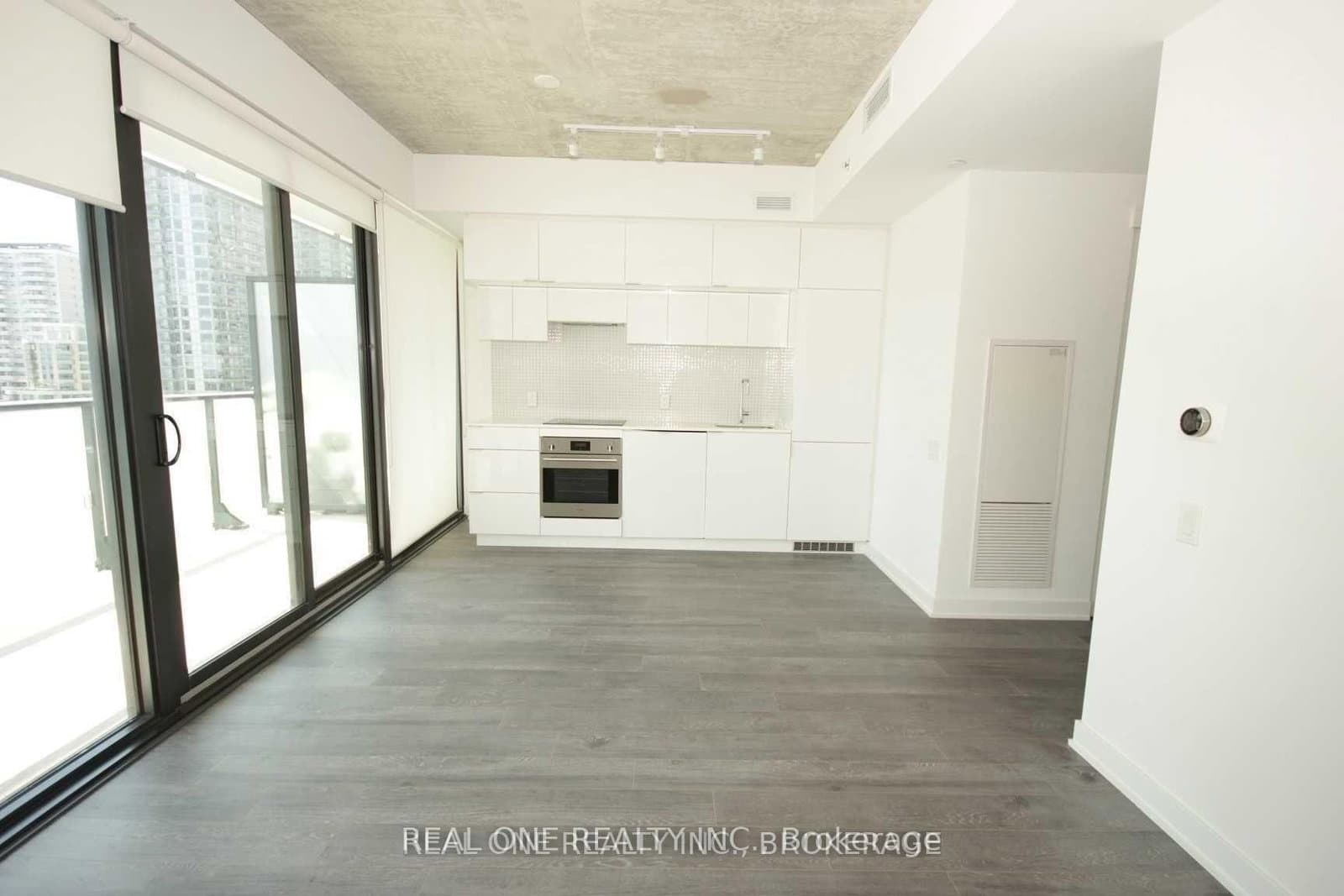 185 Roehampton Avenue, Unit 1411 thumbnail 4