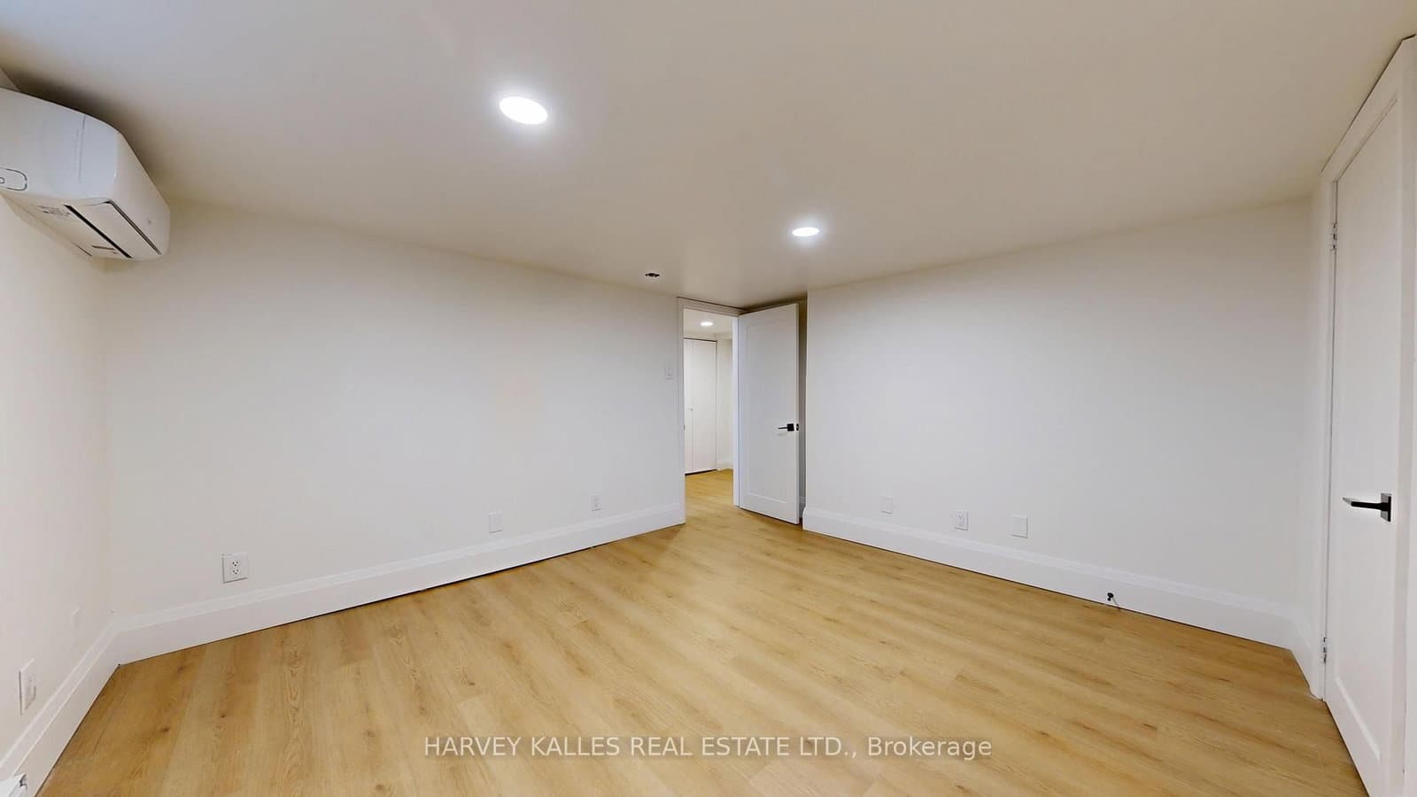 1214 Avenue Road, Unit 3 thumbnail 6