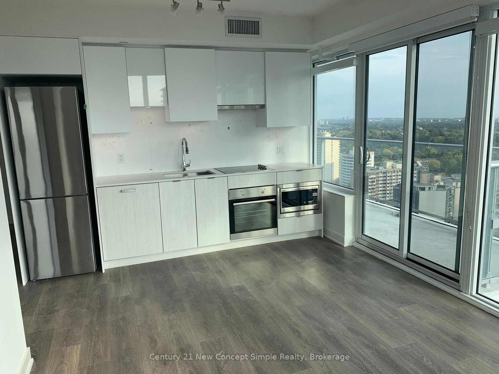 195 Redpath Avenue, Unit 2610 thumbnail 3