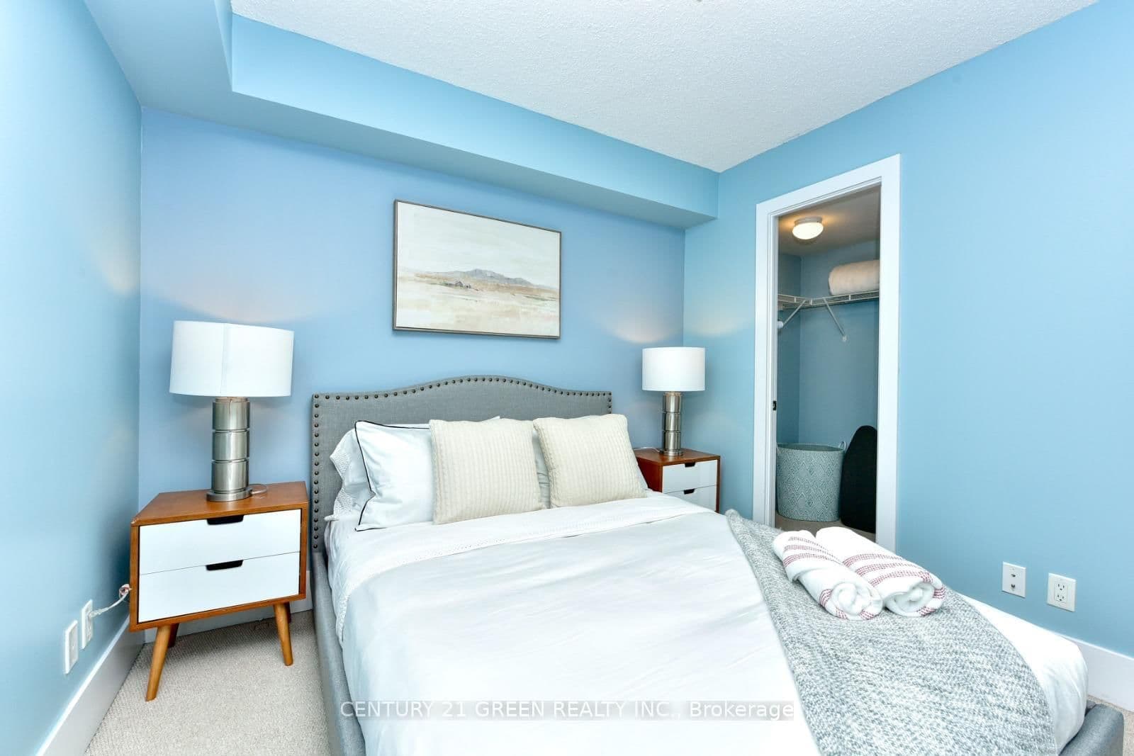 300 Front Street W, Unit 1014 thumbnail 11