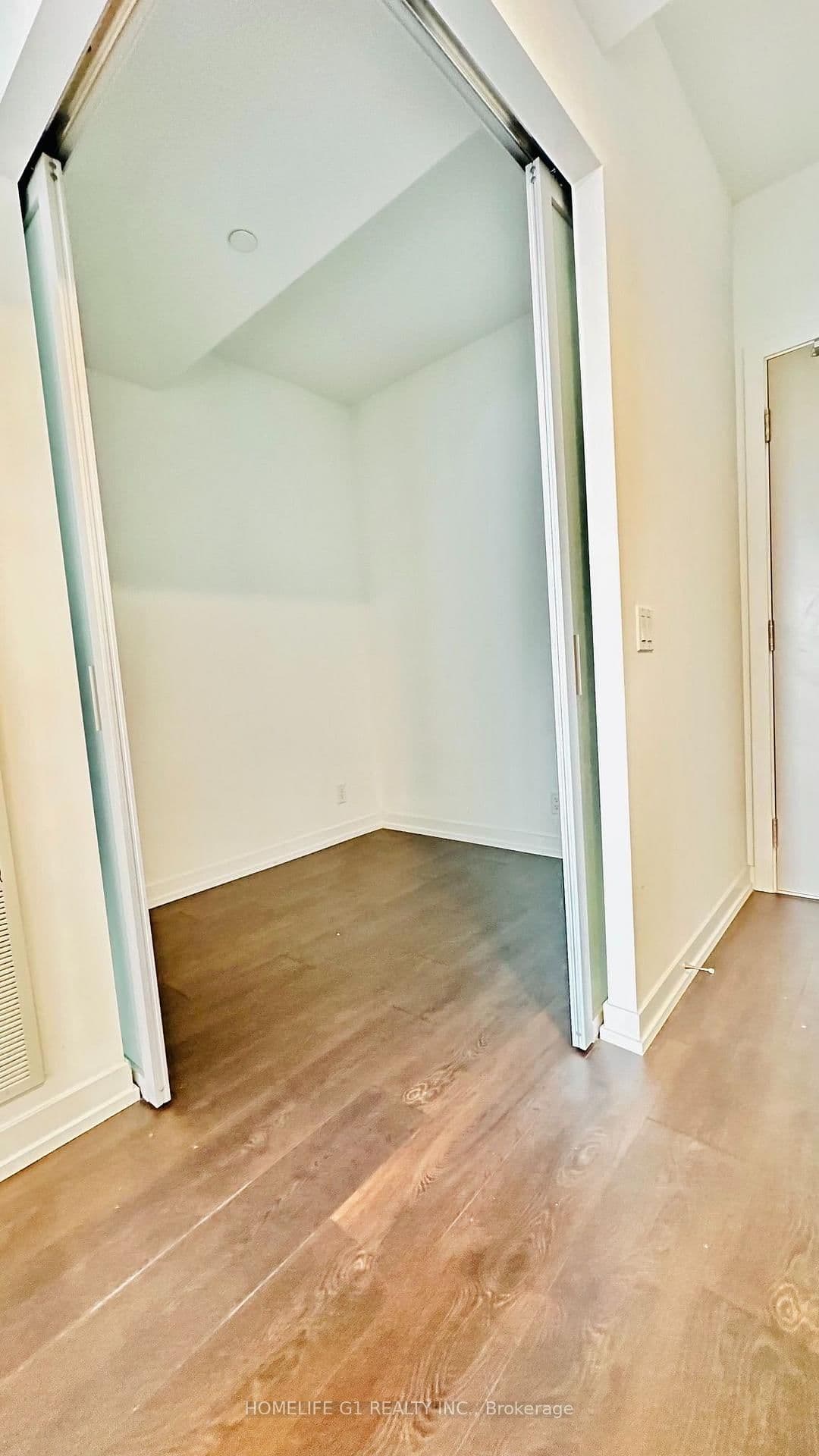 2020 Bathurst Street, Unit 1101 thumbnail 10