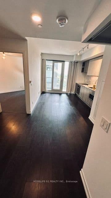 2020 Bathurst Street, Unit 1101 thumbnail 5