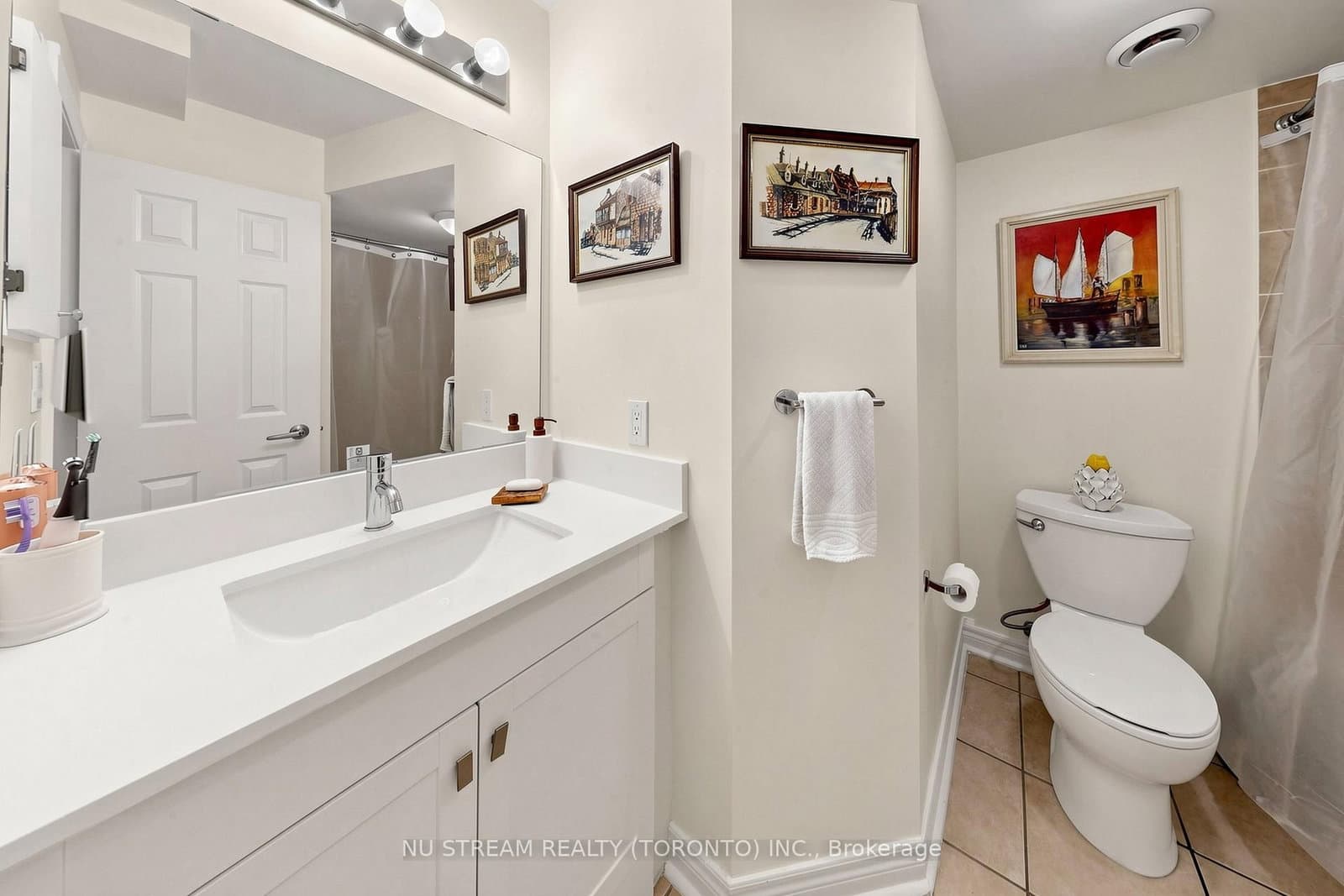 10 Brian Peck Crescent, Unit 201 thumbnail 14