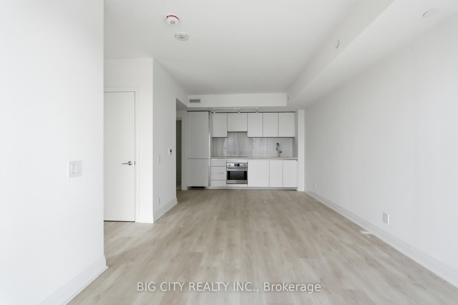 25 Frederick Todd Way, Unit 1206 thumbnail 11
