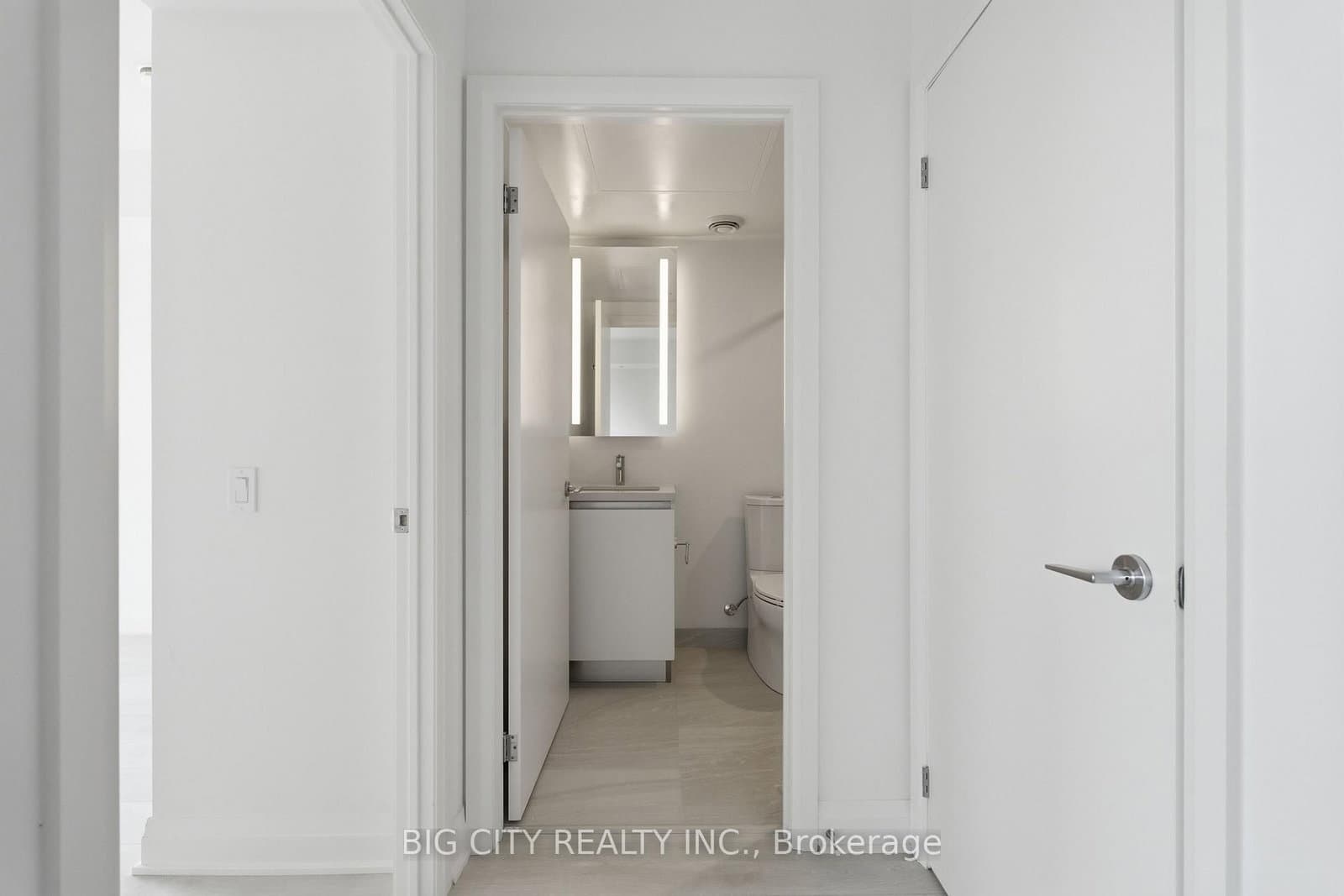 25 Frederick Todd Way, Unit 1206 thumbnail 12
