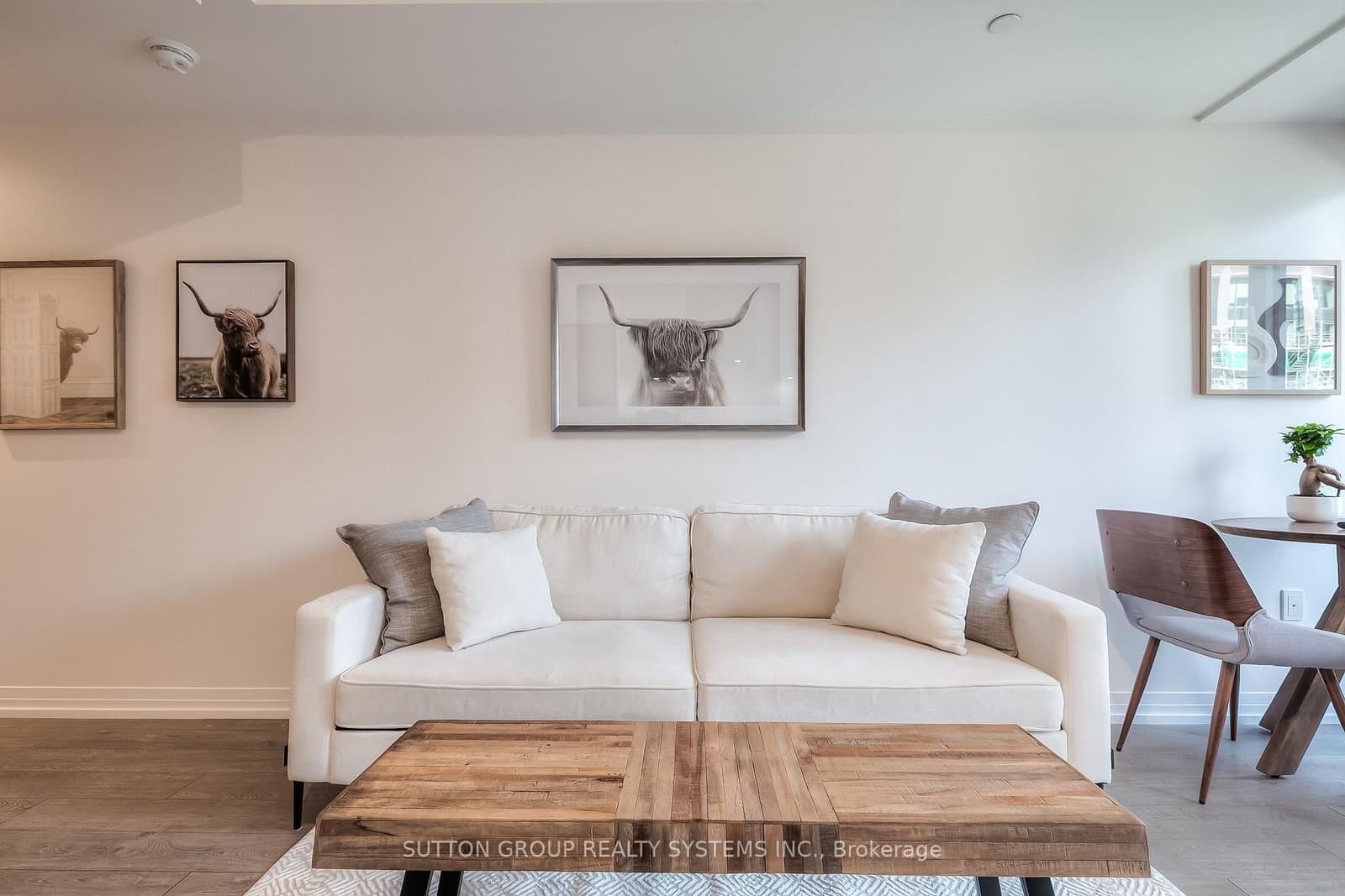 251 Jarvis Street, Unit 731 thumbnail 3