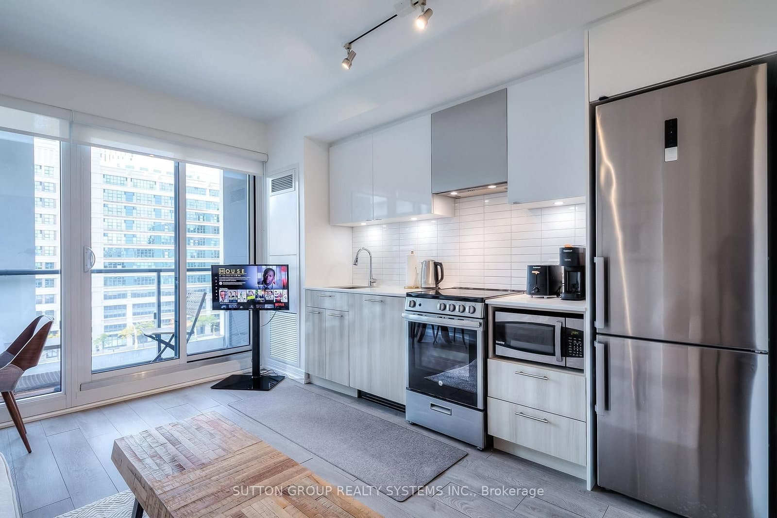 251 Jarvis Street, Unit 731 thumbnail 9