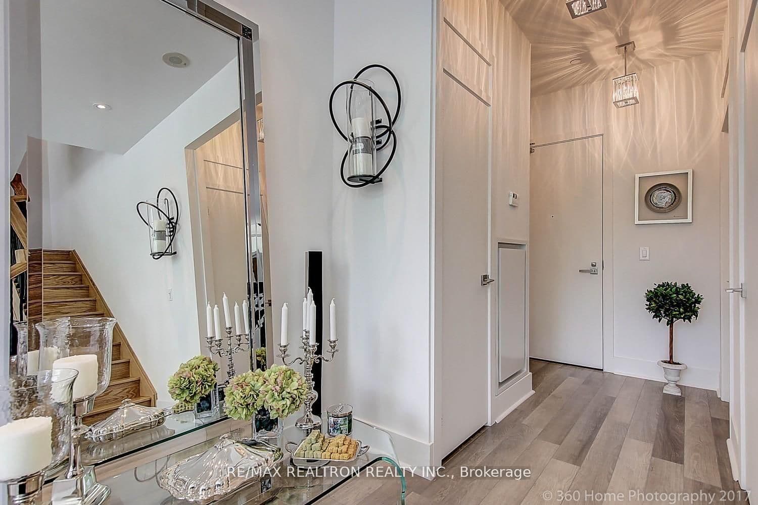 32 DAVENPORT Road, Unit 106 thumbnail 2