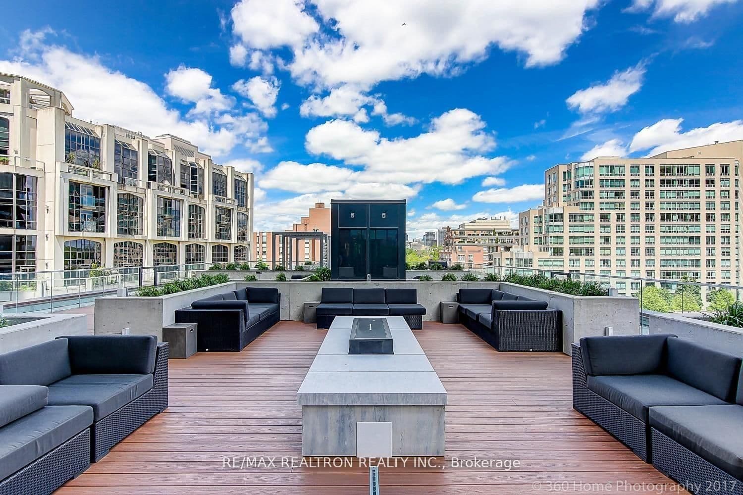 32 DAVENPORT Road, Unit 106 thumbnail 25