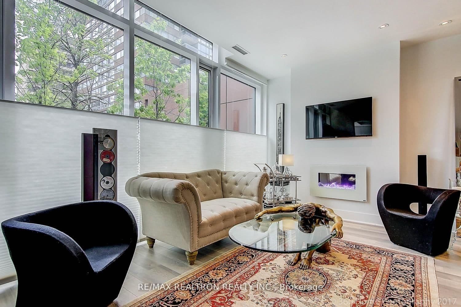 32 DAVENPORT Road, Unit 106 thumbnail 3