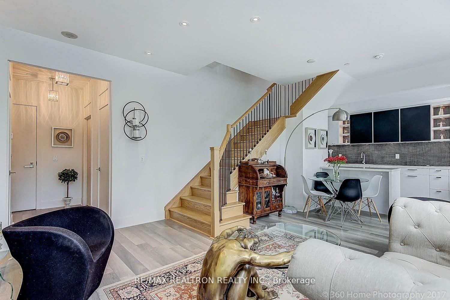 32 DAVENPORT Road, Unit 106 thumbnail 4