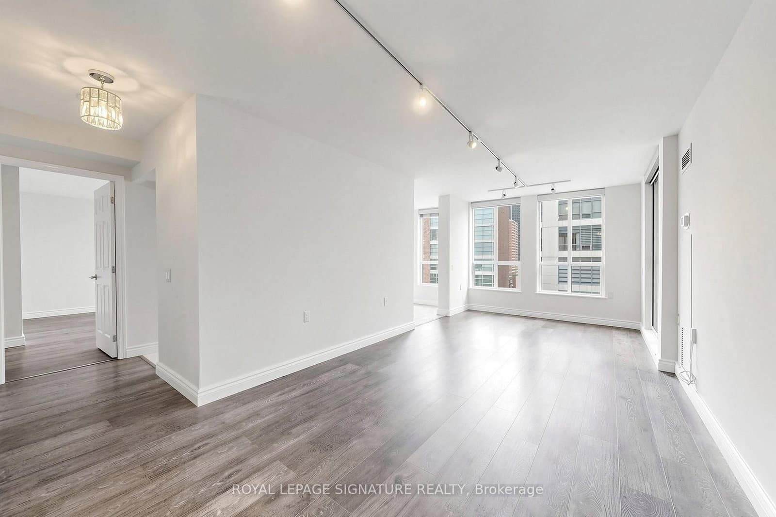 388 Bloor Street E, Unit 1801 thumbnail 11