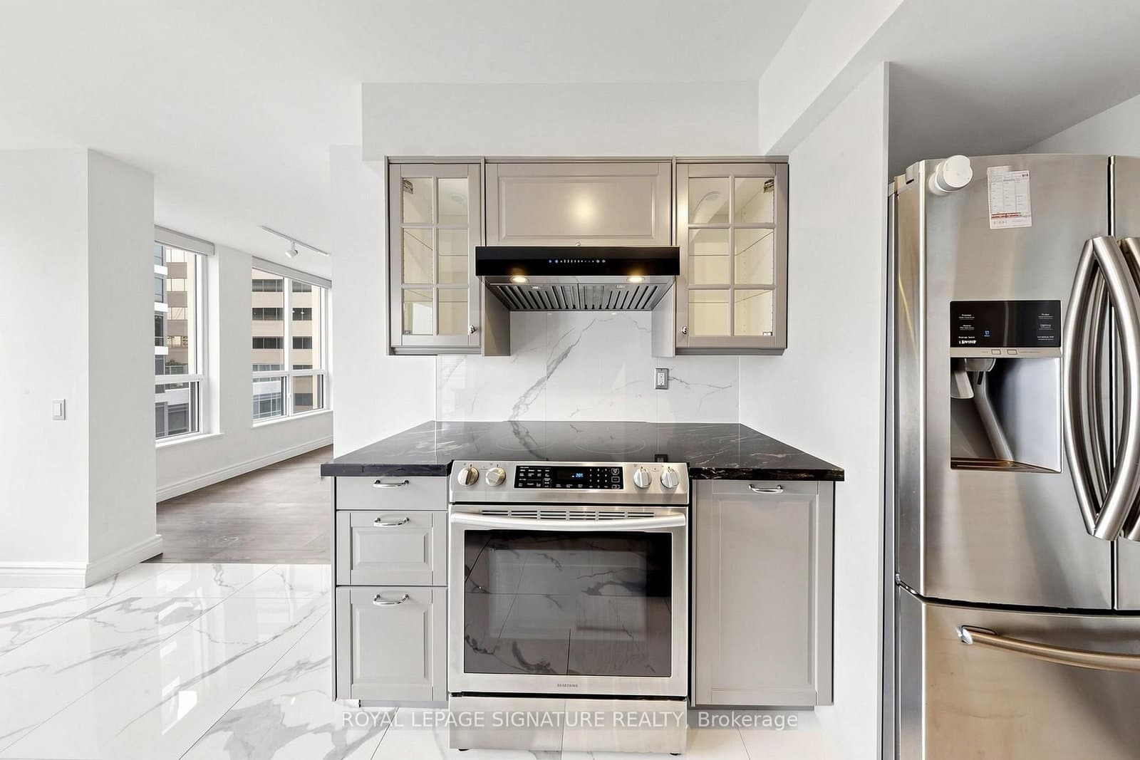 388 Bloor Street E, Unit 1801 thumbnail 17