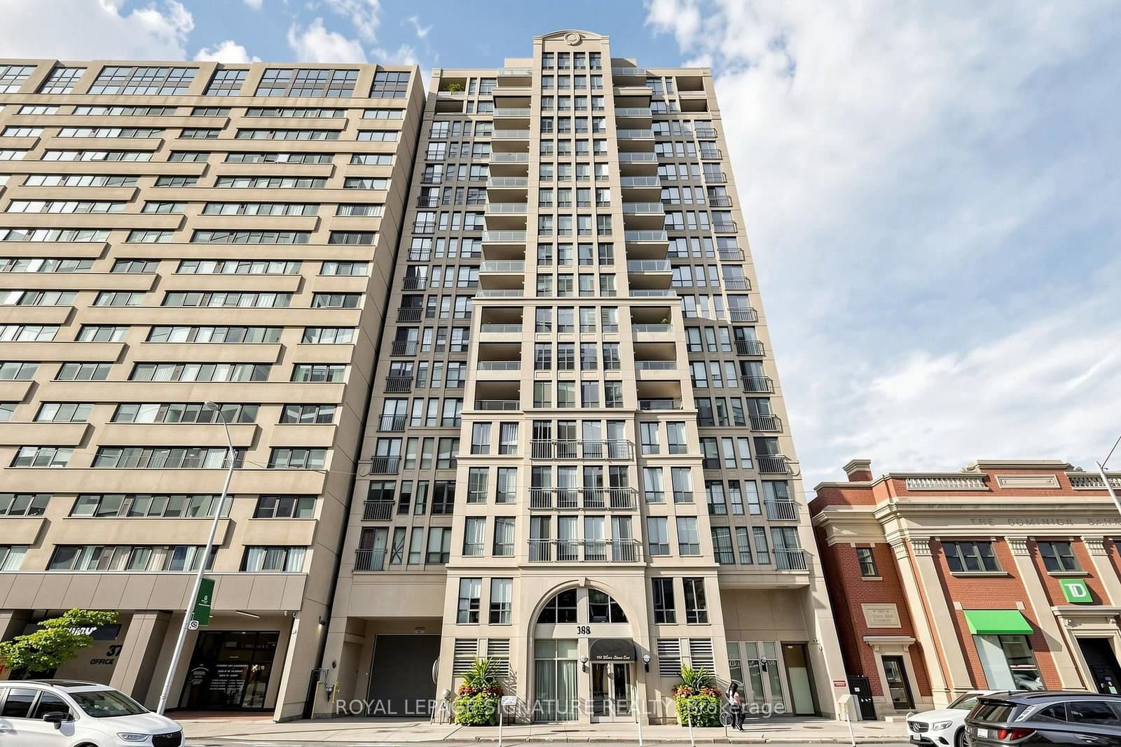 388 Bloor Street E, Unit 1801 thumbnail 2