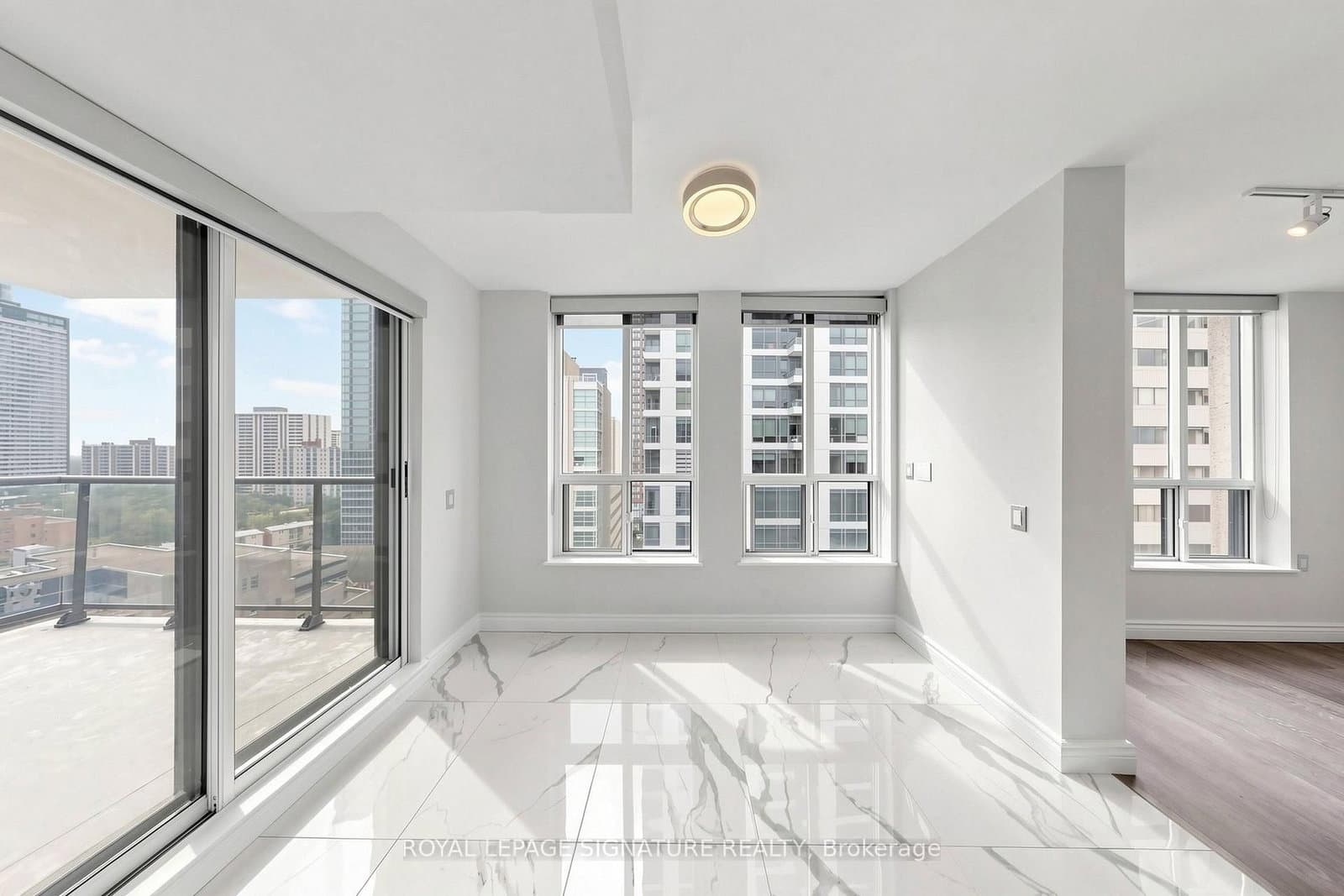 388 Bloor Street E, Unit 1801 thumbnail 24