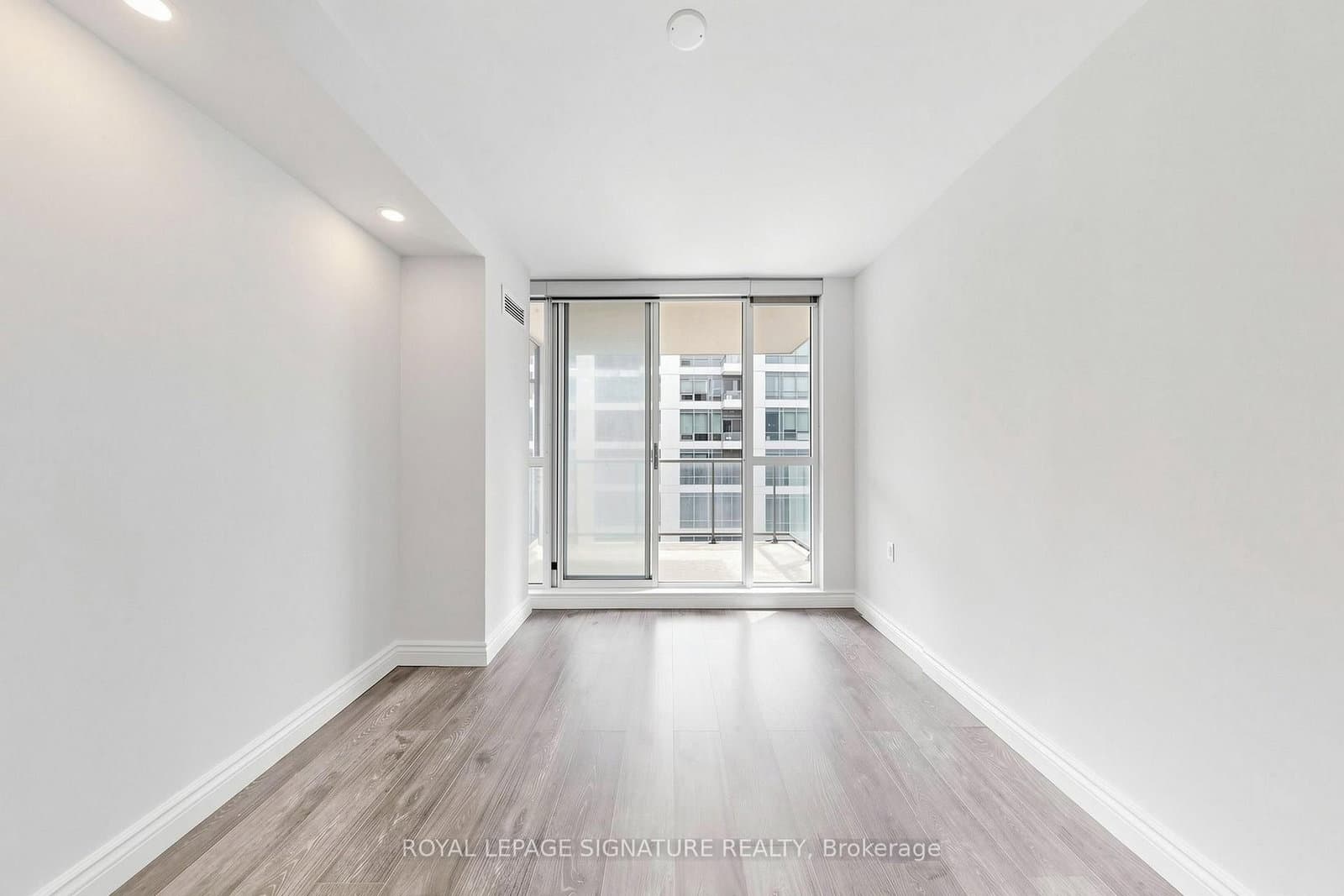388 Bloor Street E, Unit 1801 thumbnail 37