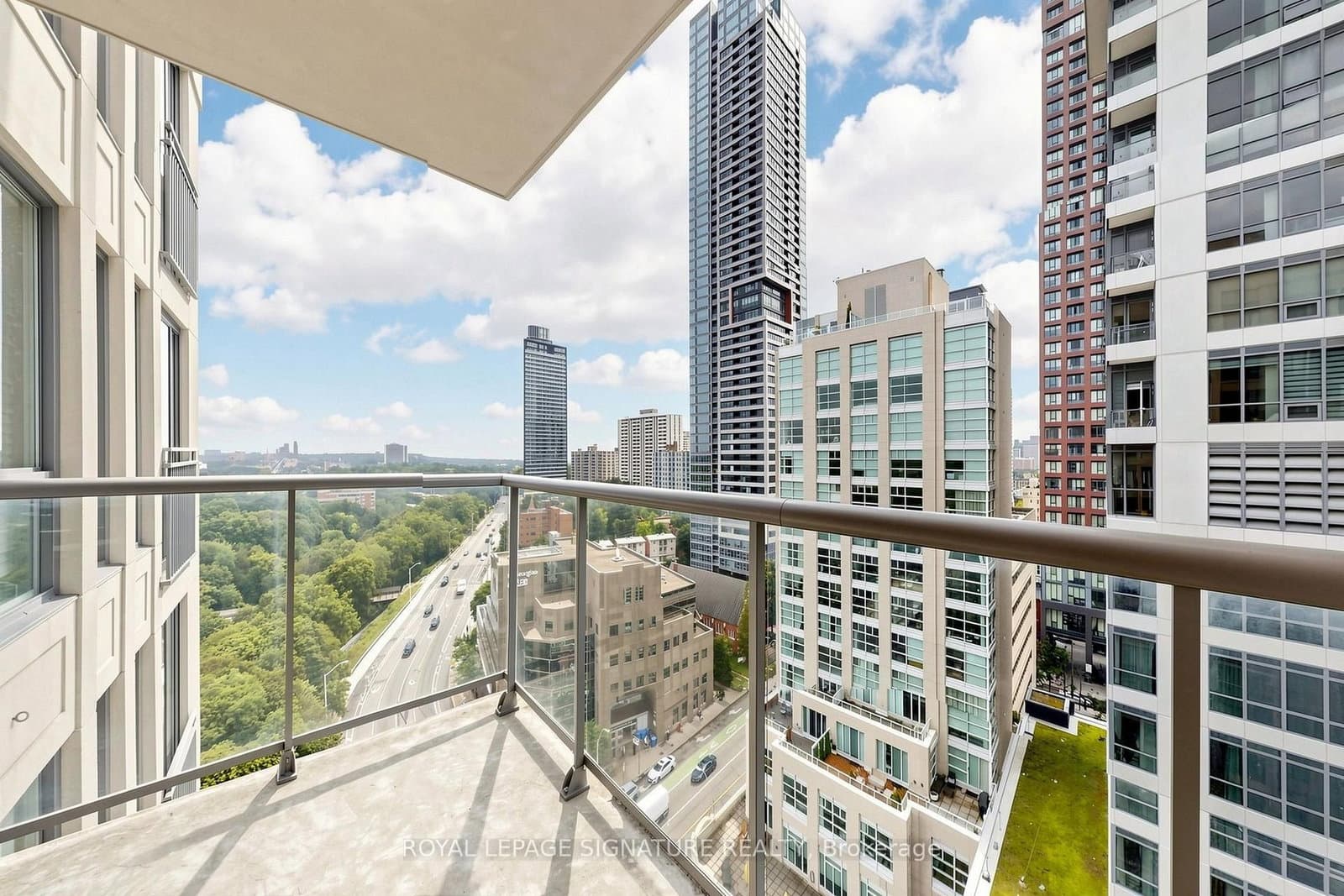 388 Bloor Street E, Unit 1801 thumbnail 45