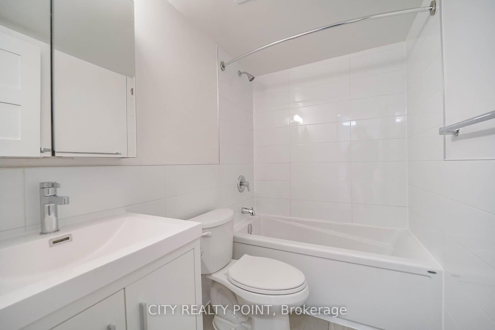 1500 Bathurst Street, Unit 807 thumbnail 11