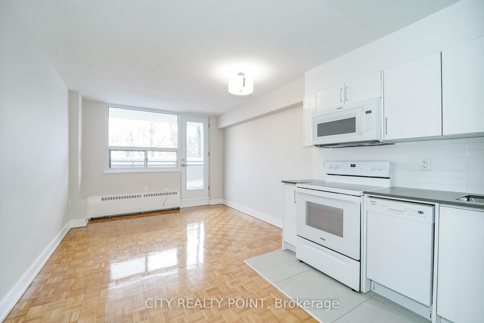 1500 Bathurst Street, Unit 807 thumbnail 4