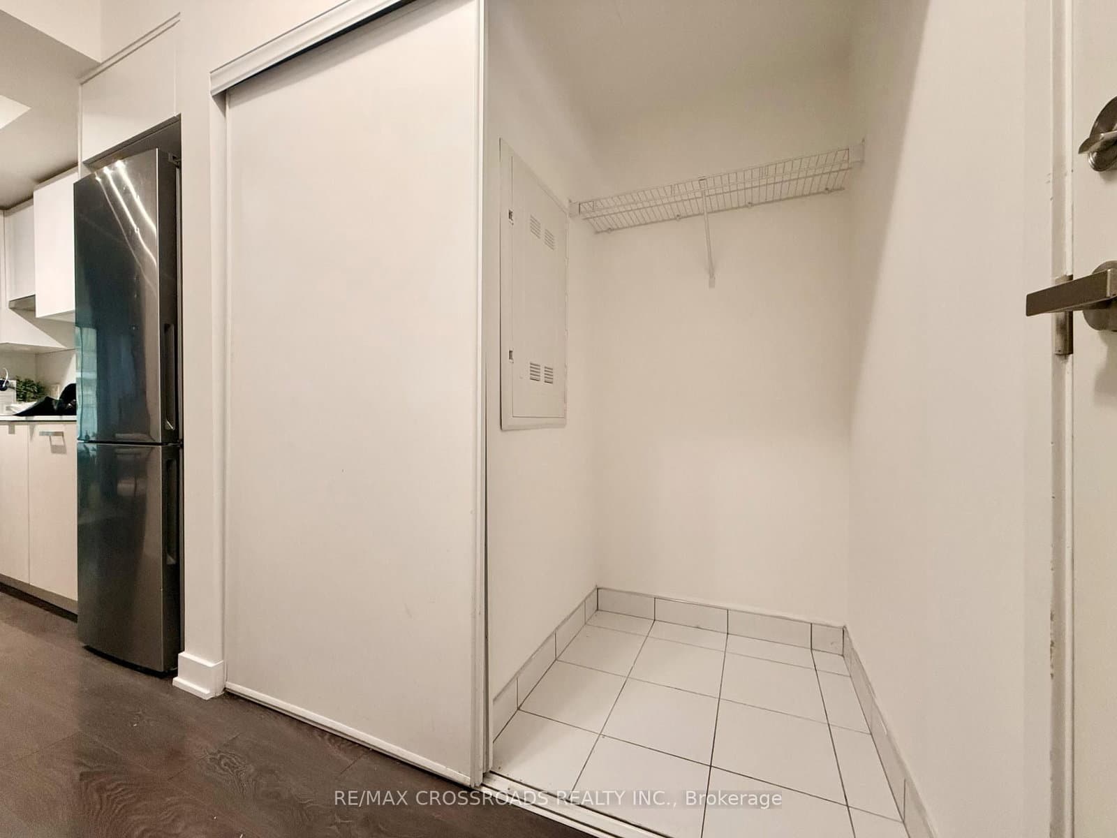 195 Redpath Avenue, Unit 2301 thumbnail 20