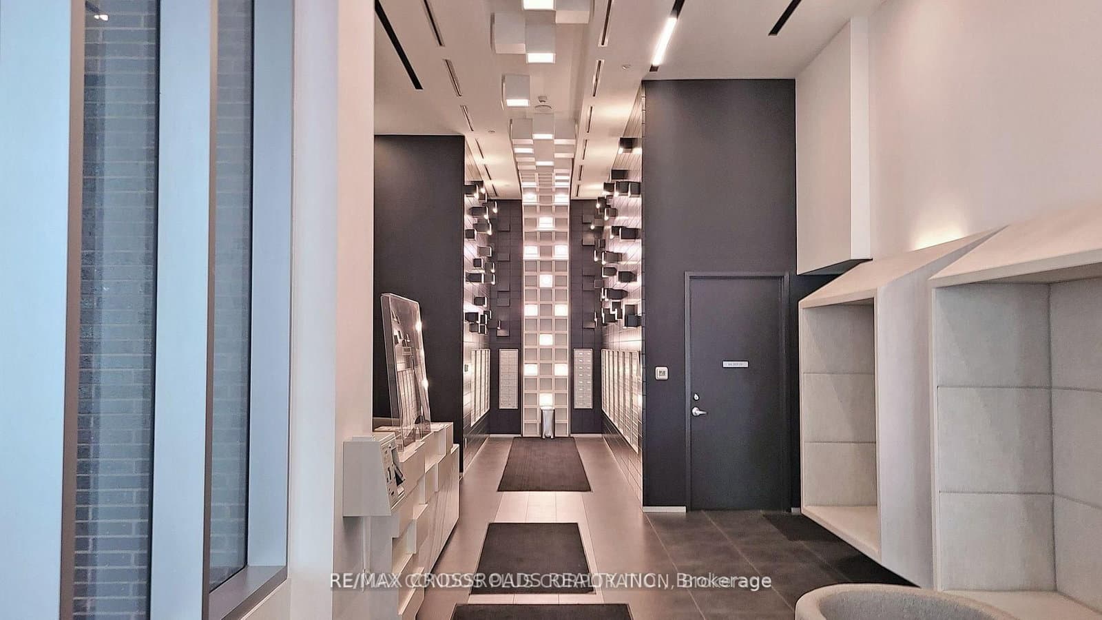 195 Redpath Avenue, Unit 2301 thumbnail 24