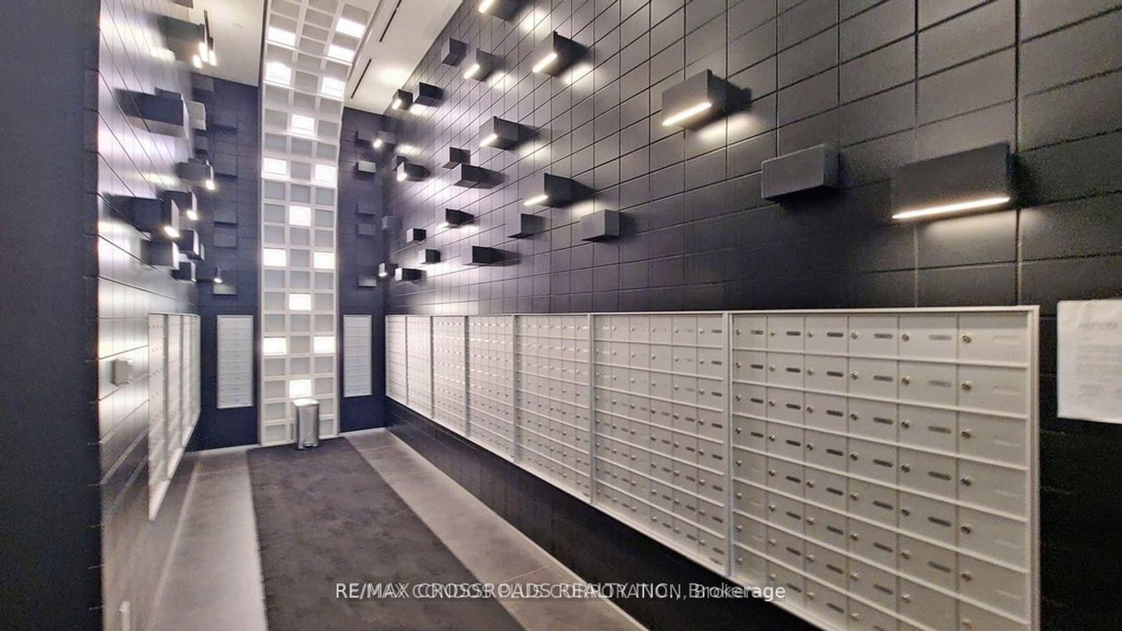 195 Redpath Avenue, Unit 2301 thumbnail 26
