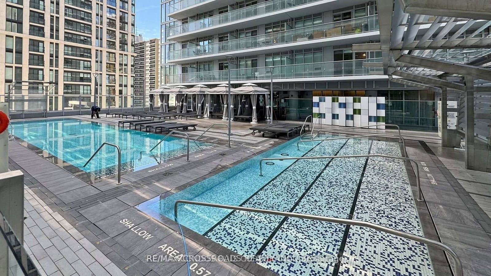 195 Redpath Avenue, Unit 2301 thumbnail 27
