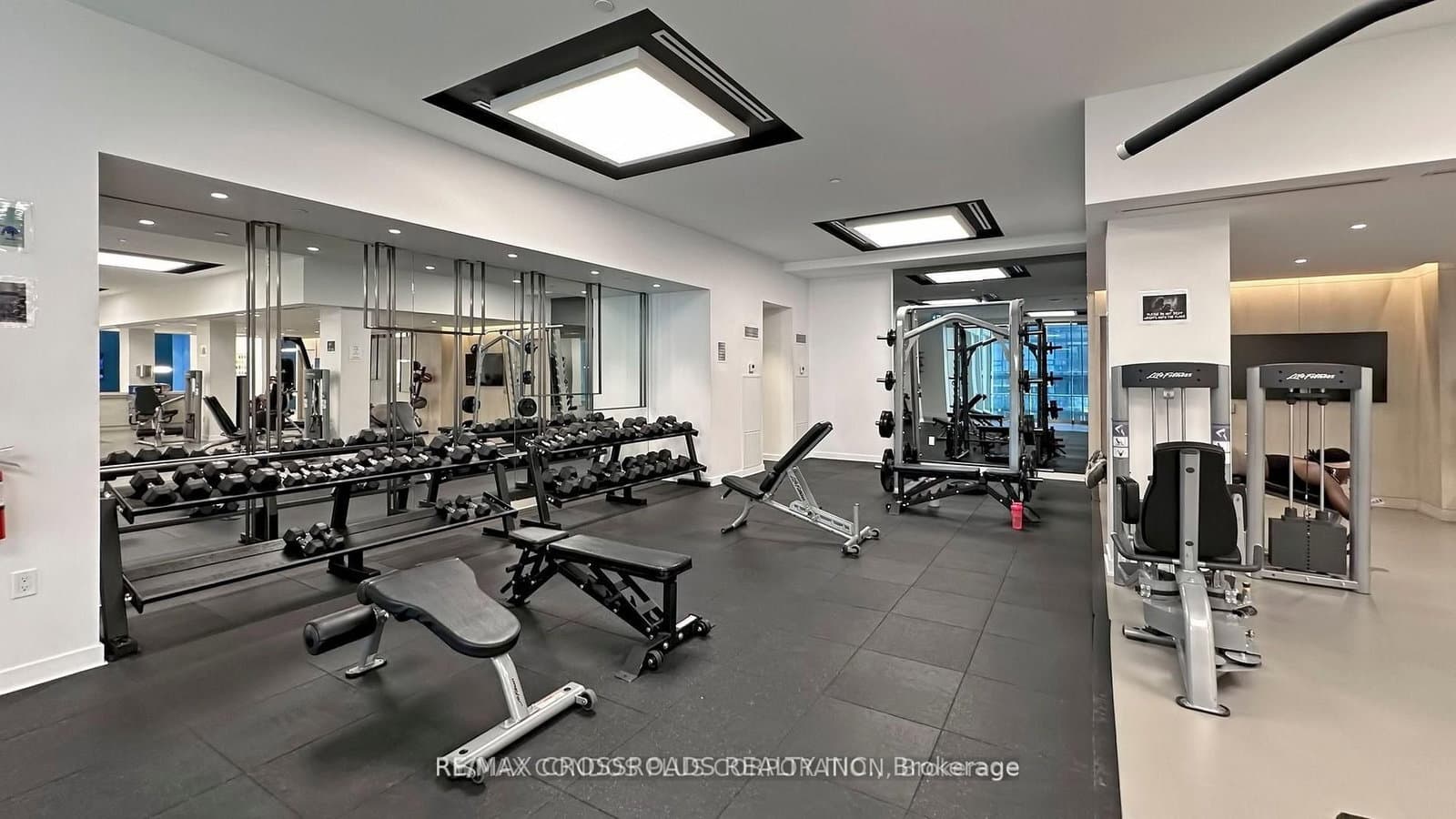 195 Redpath Avenue, Unit 2301 thumbnail 30