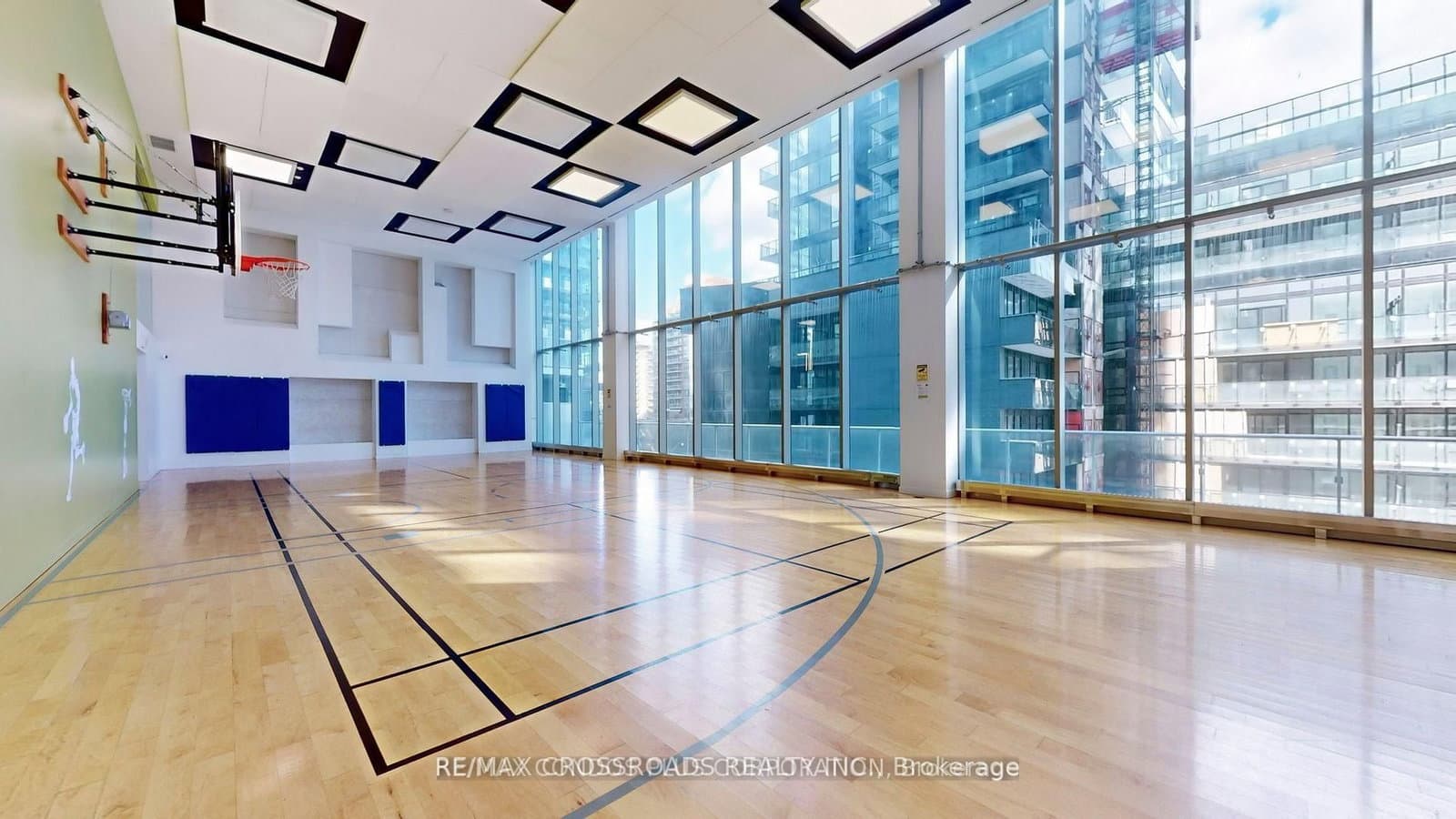 195 Redpath Avenue, Unit 2301 thumbnail 35